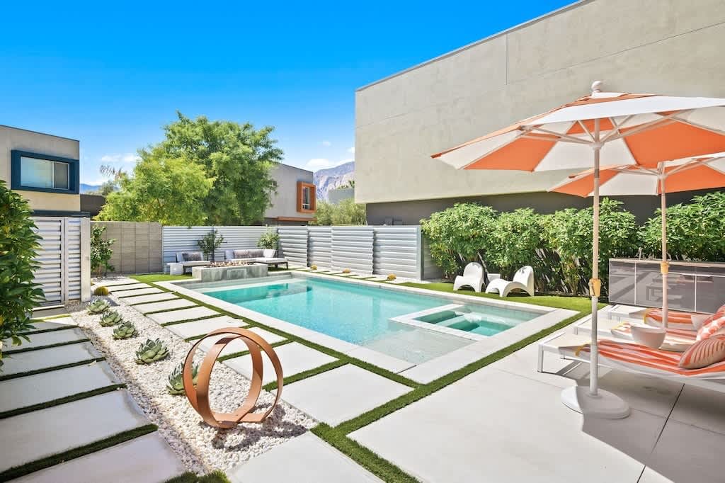 Welcome to our desert paradise! 