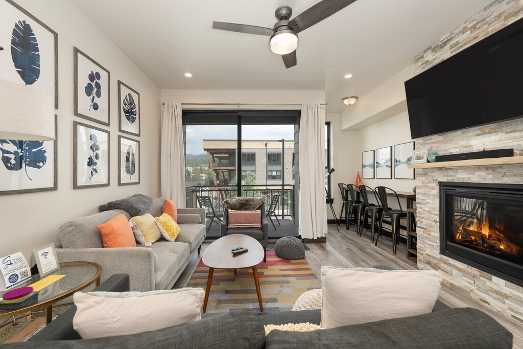 SWP Arrow 280 open floor plan