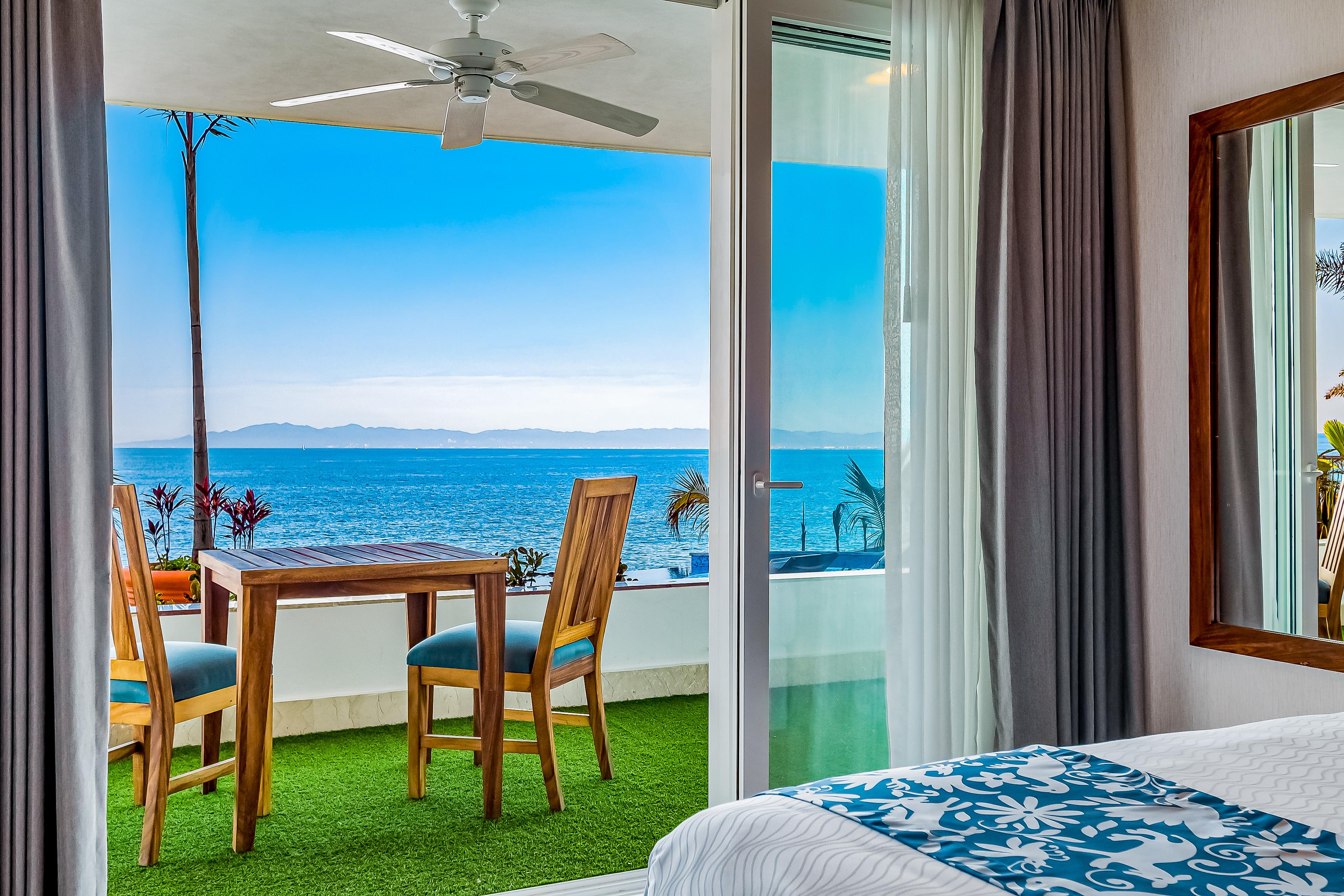 Blue Horizon 102 at Residences Blue Horizon 102 at Residences