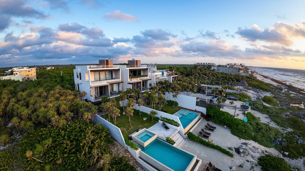 Elegant and cutting-edge design.