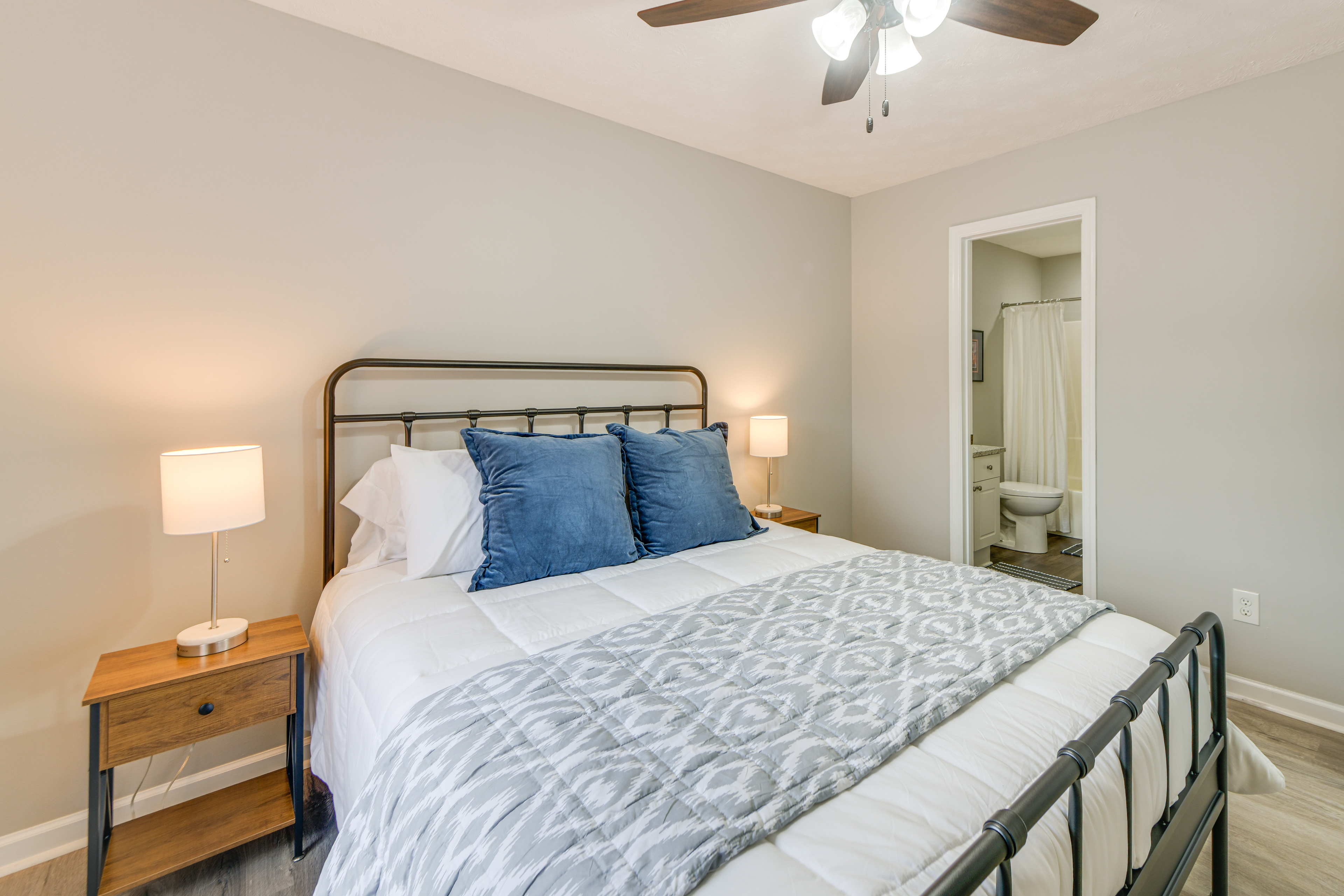 2 Mi to Tiger Territory! Condo w/ Community Pool