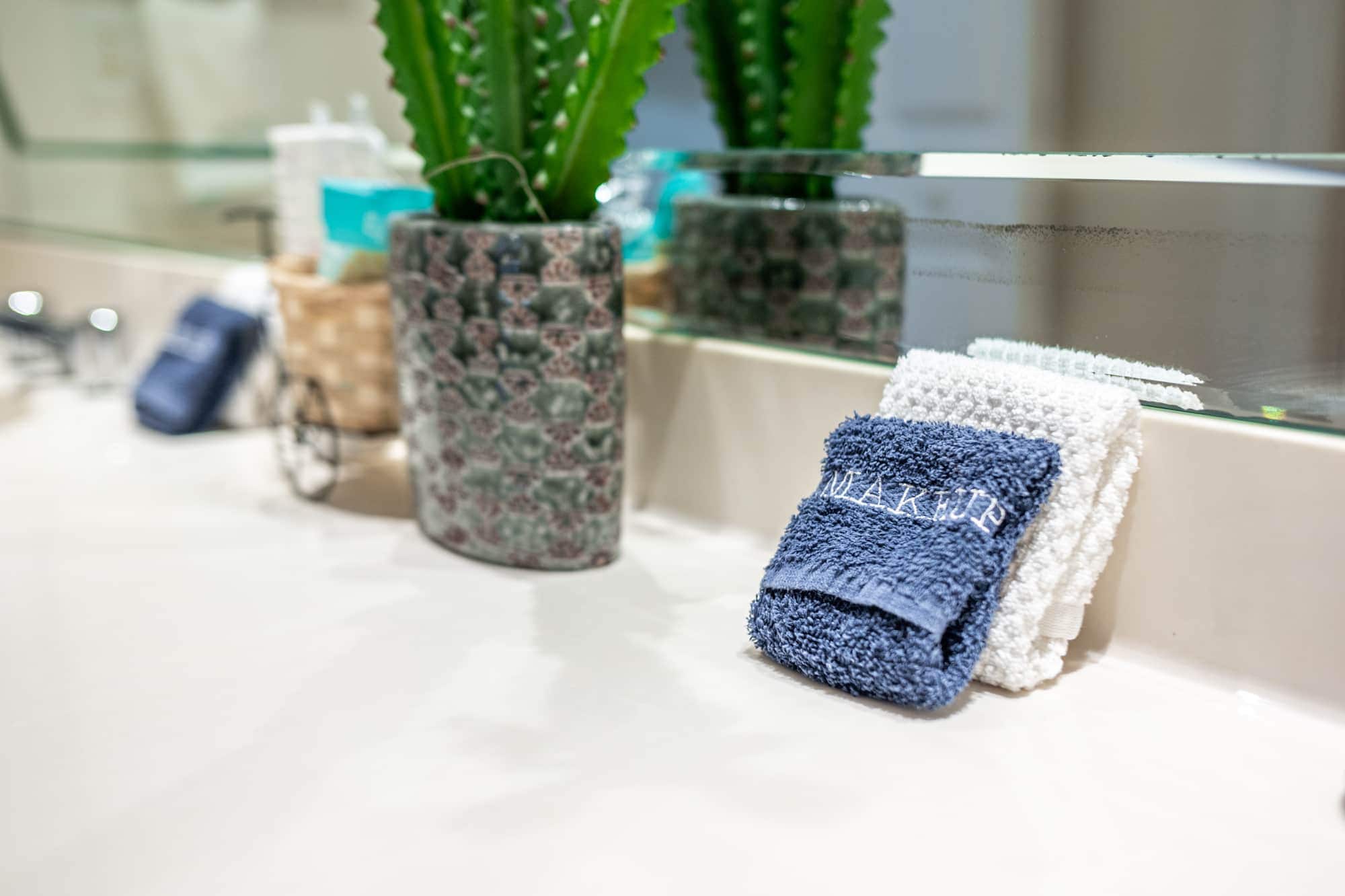 The Clubhouse Hideaway - The Greenview Den 