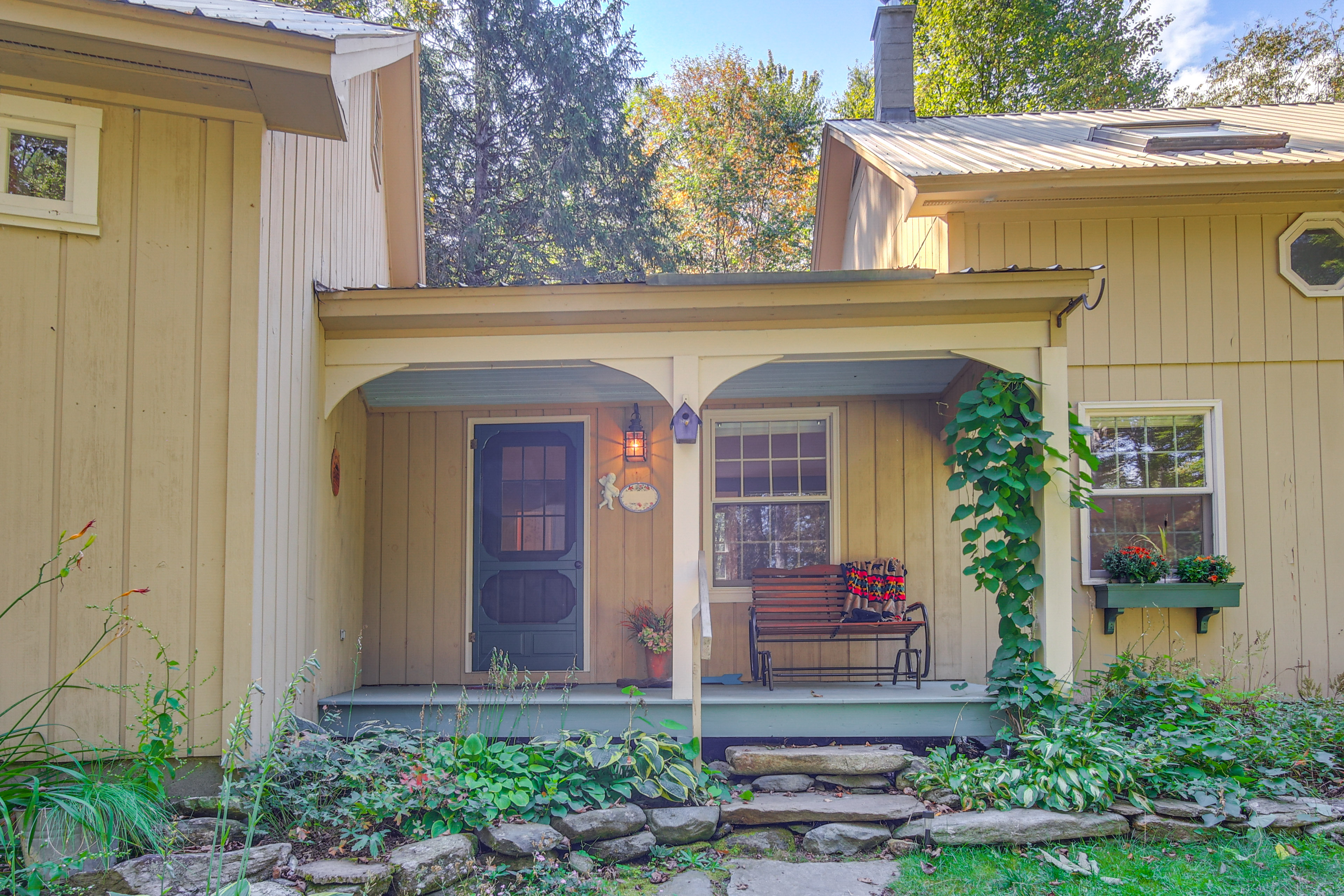 Outdoor Adventure Haven 14 Mi to Mount Snow Skiing