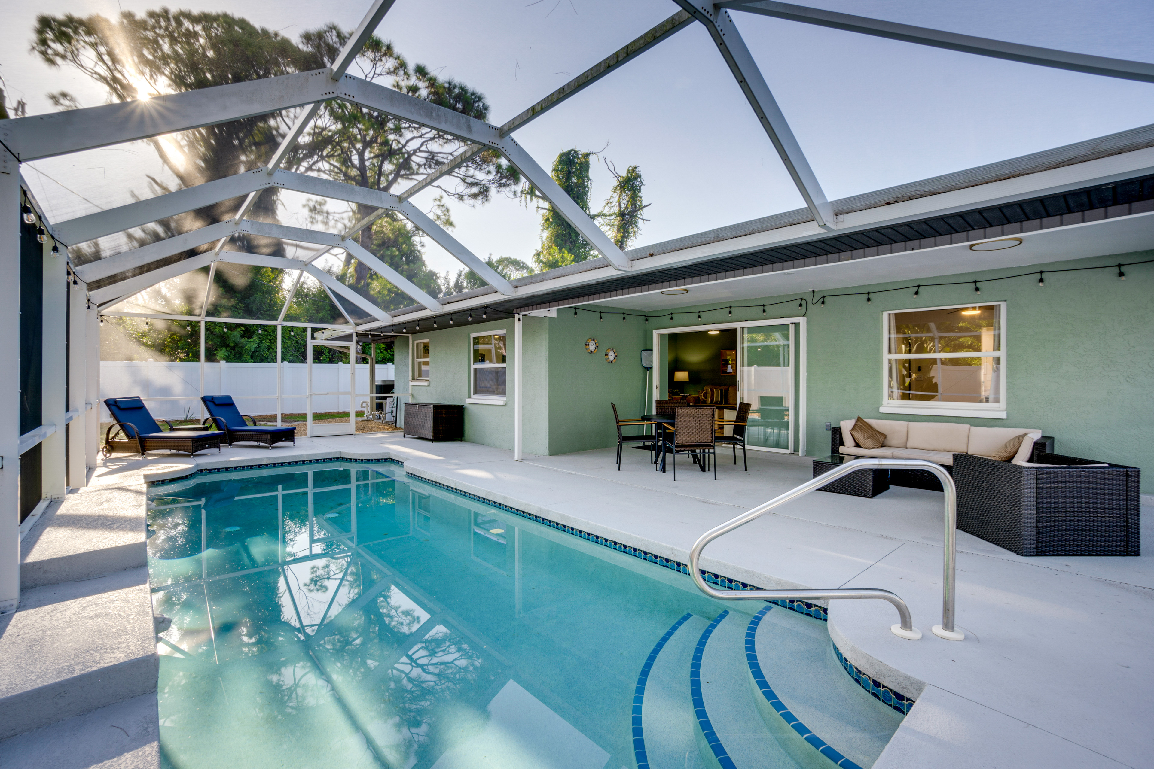 3 Mi to Manasota Key: Stylish Single-Story Home!