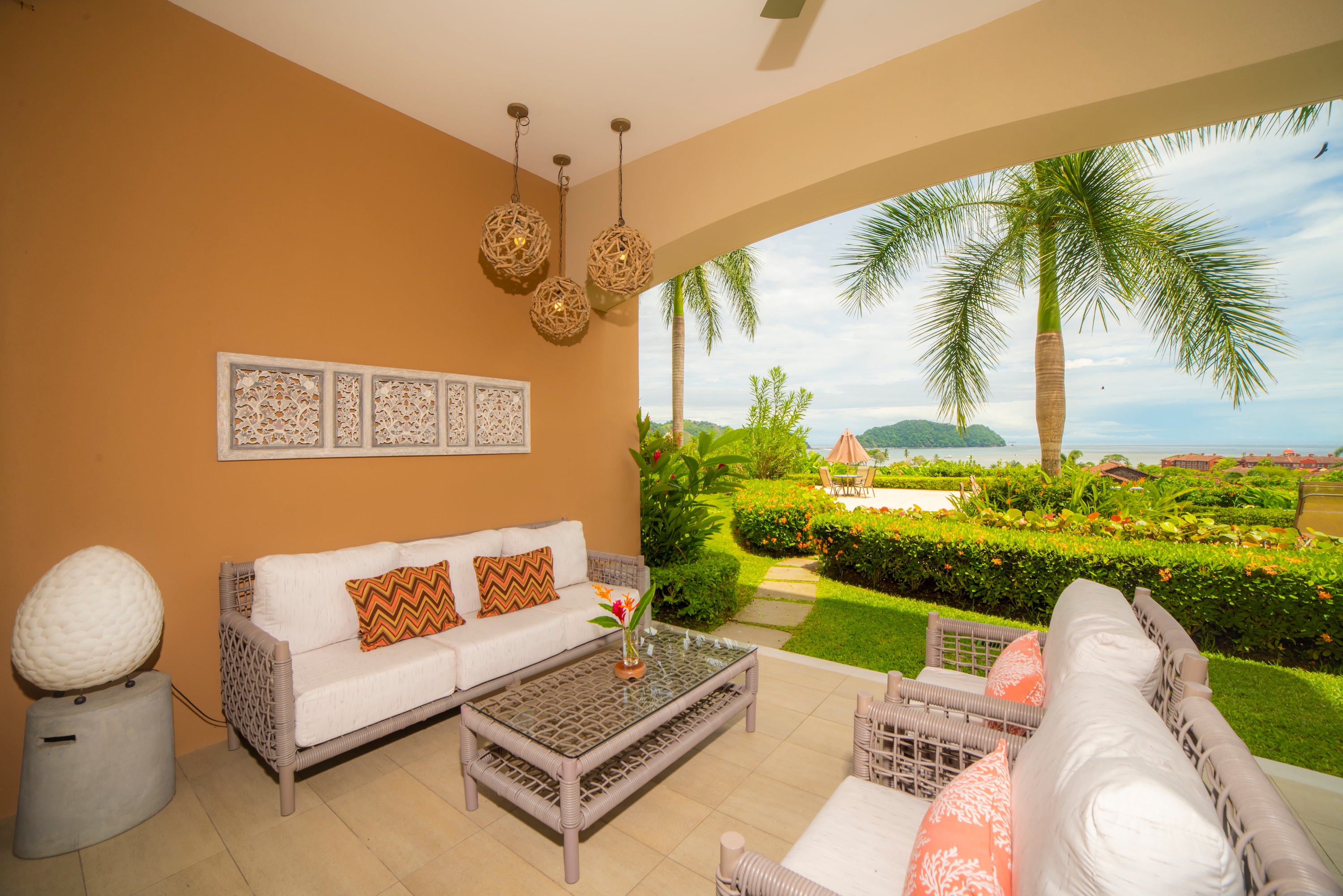 Miramar 4E 3 bdr Ocean View in Los Suenos