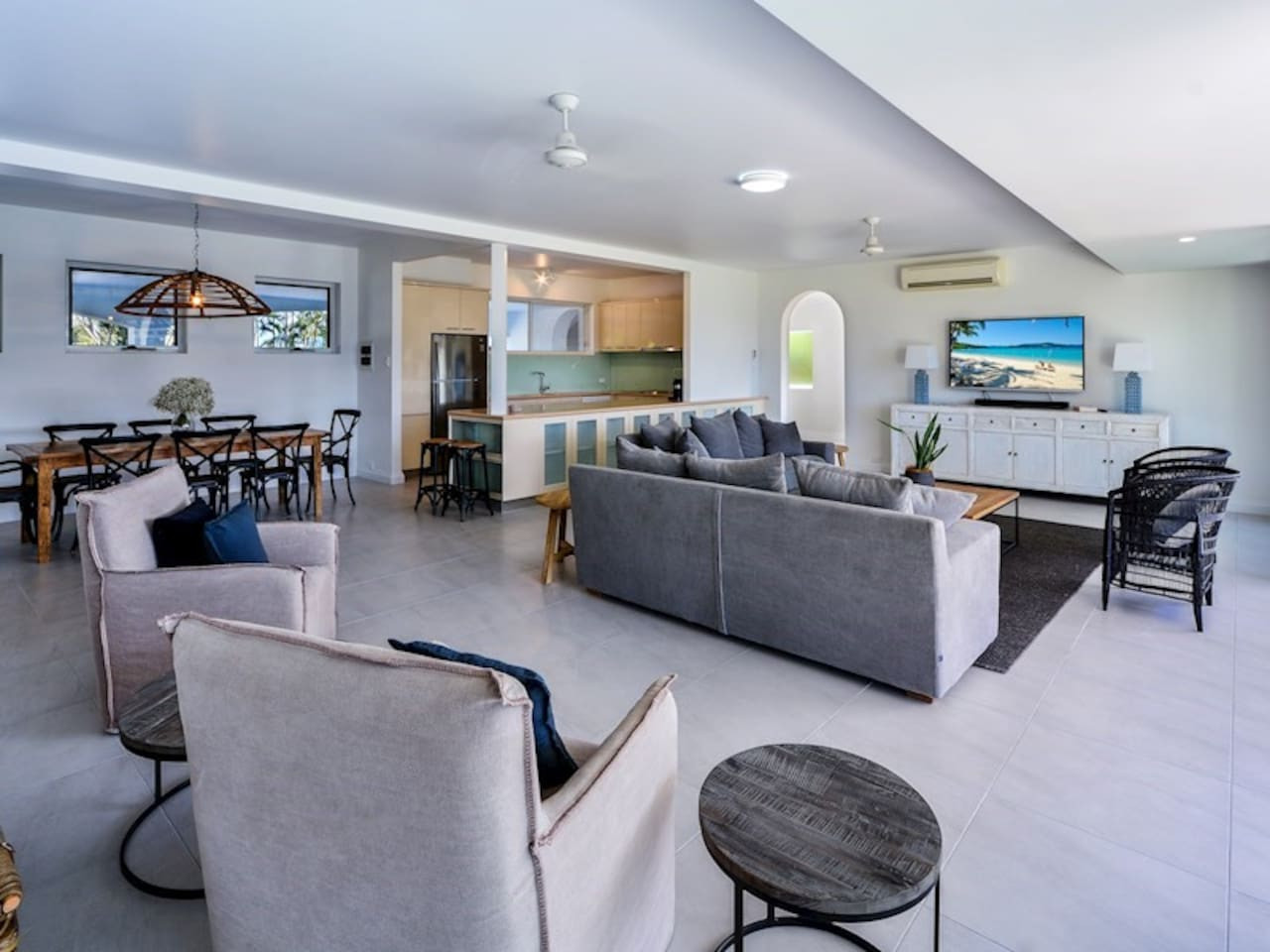 2-Bedroom Ground Floor Apartment - Ocean View- Bella Vista W1- Hamilton Island