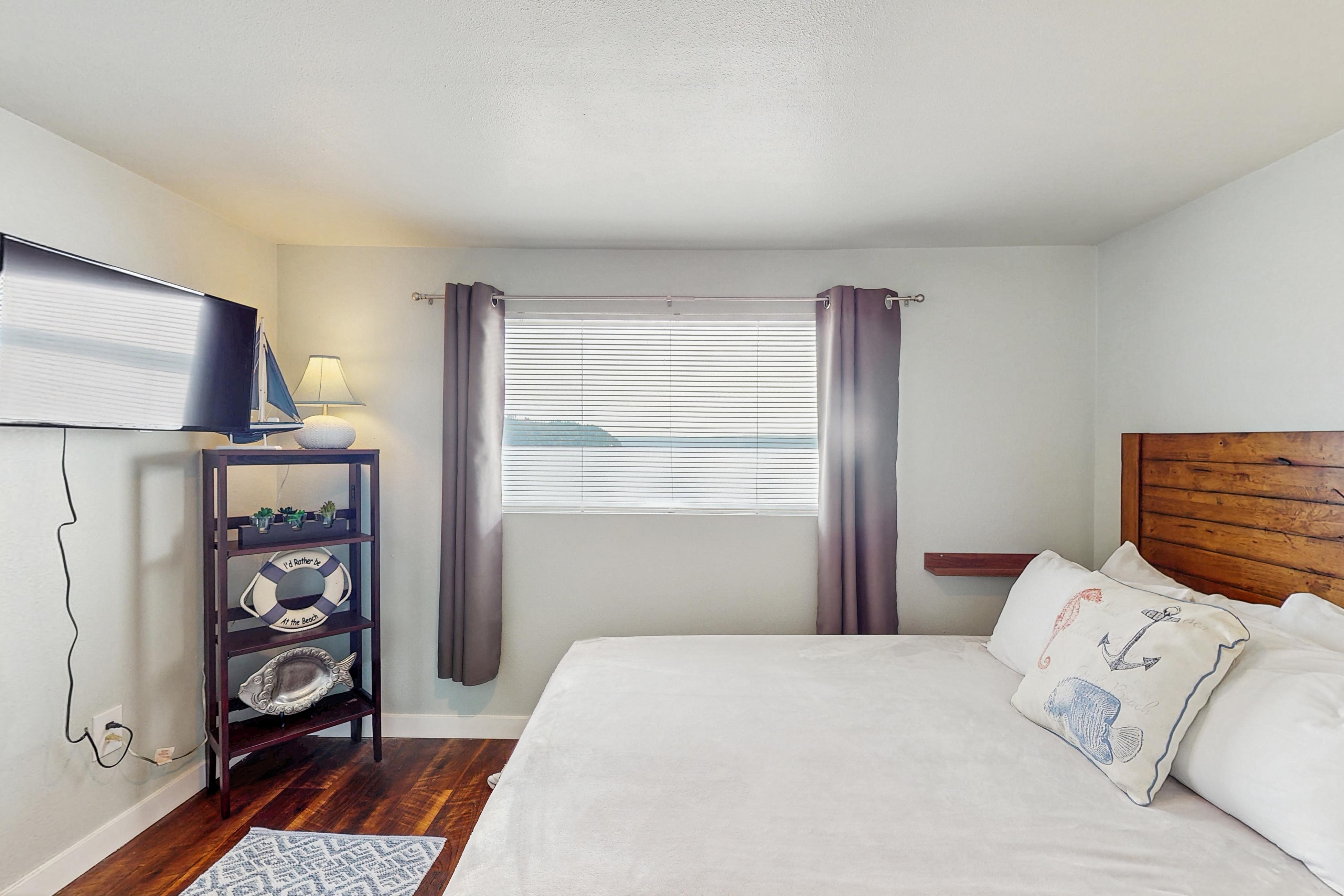 Hood Canal House Hood Canal House