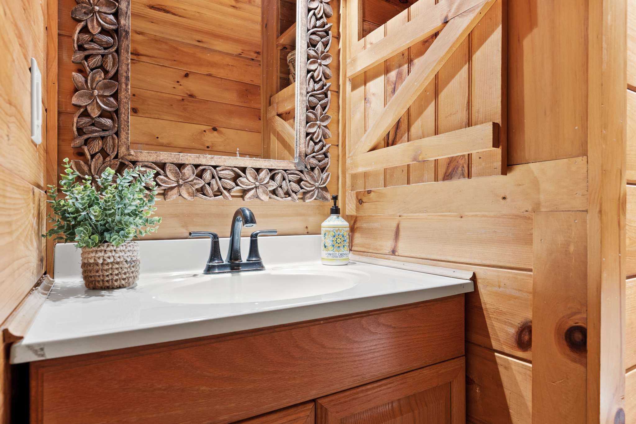 Mirror, mirror on the wall, who's the fairest of them all? (Hint: It's whoever is getting ready in this gorgeous bathroom!) Mirror, mirror on the wall, who's the fairest of them all? (Hint: It's whoever is getting ready in this gorgeous bathroom!)