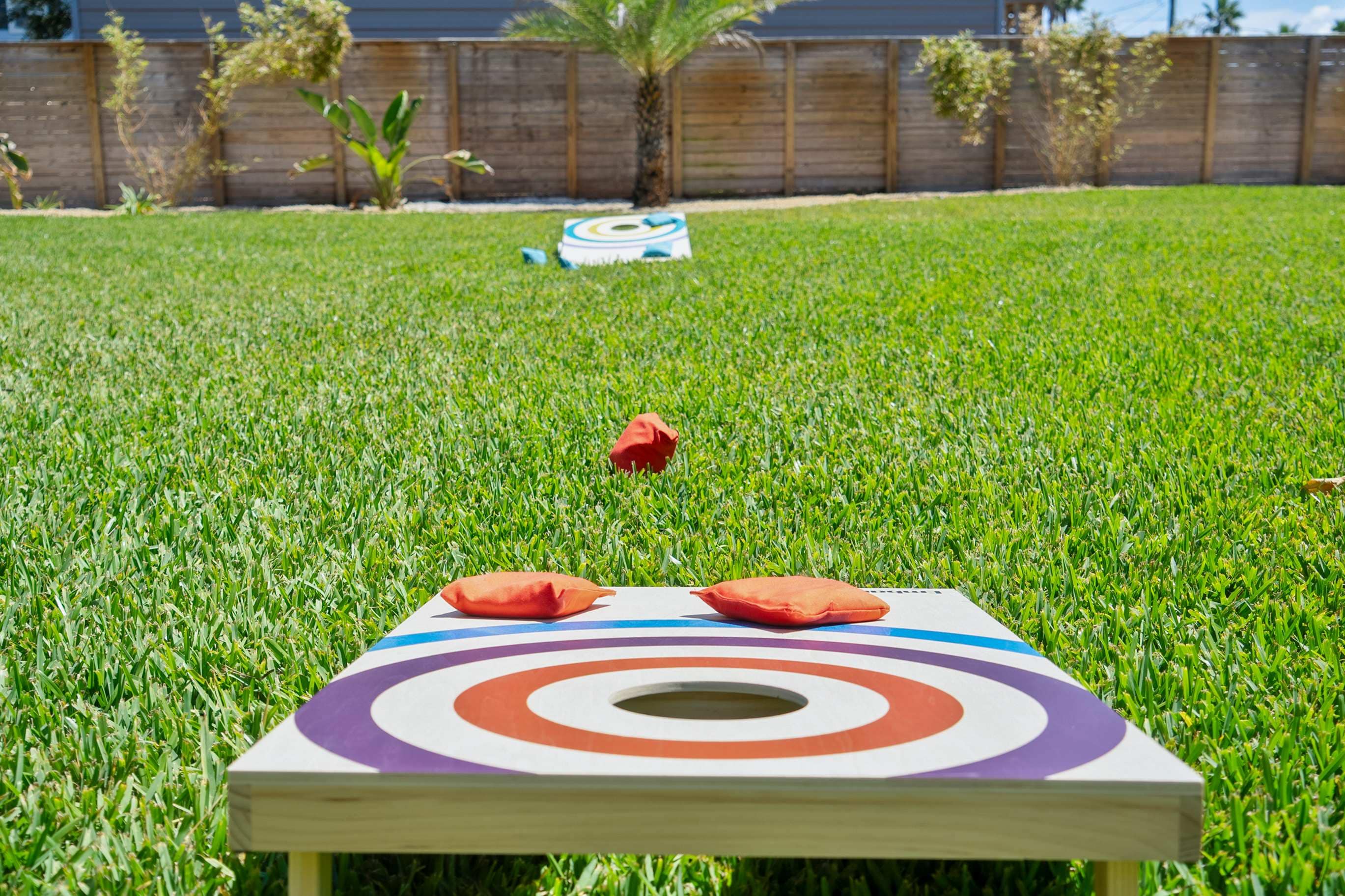 Steps to Beach, Patio, Fire Pit, Tropical Oasis
