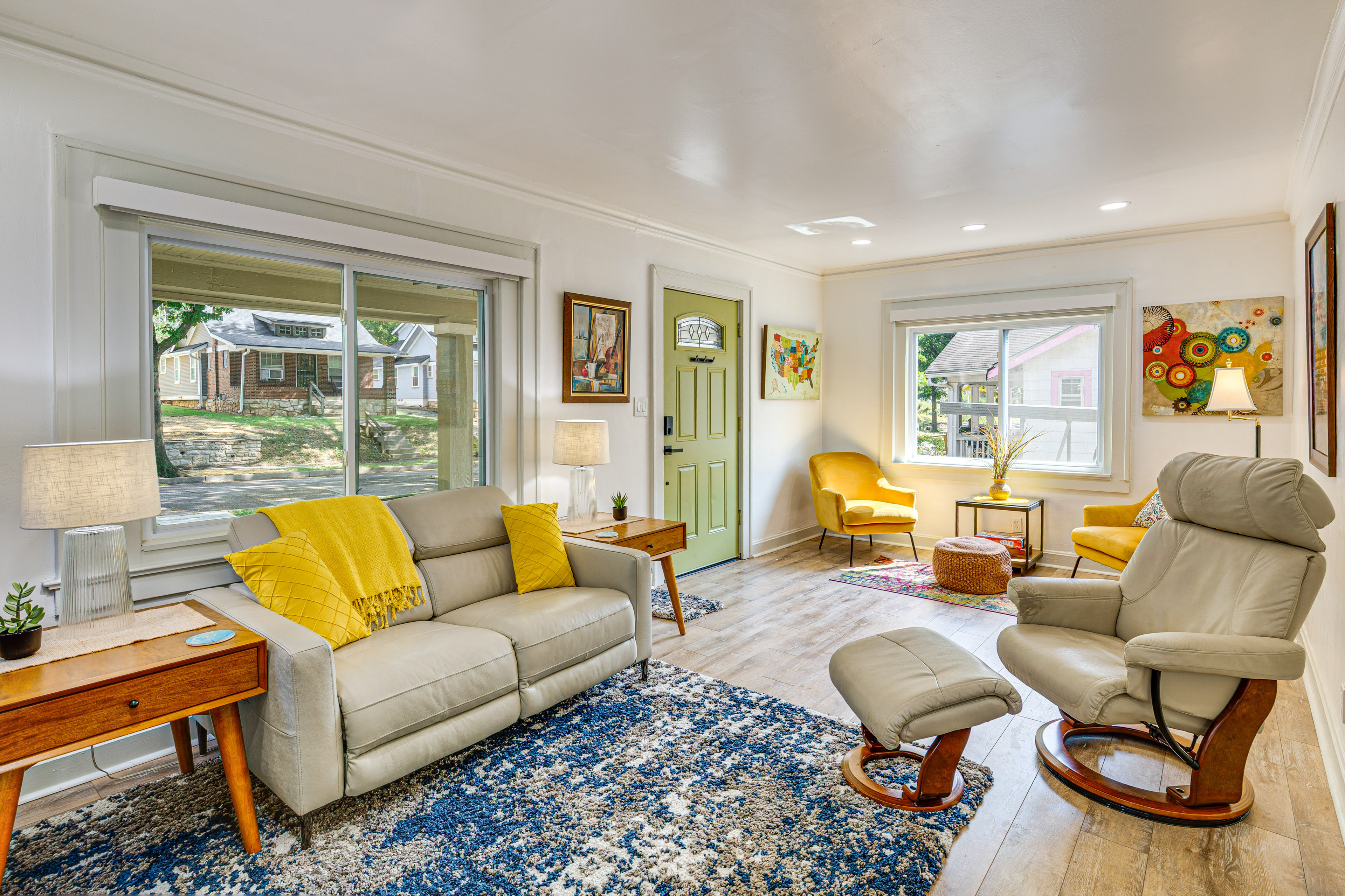 Private Porch! Charming Stay 6 Mi to Arrowhead