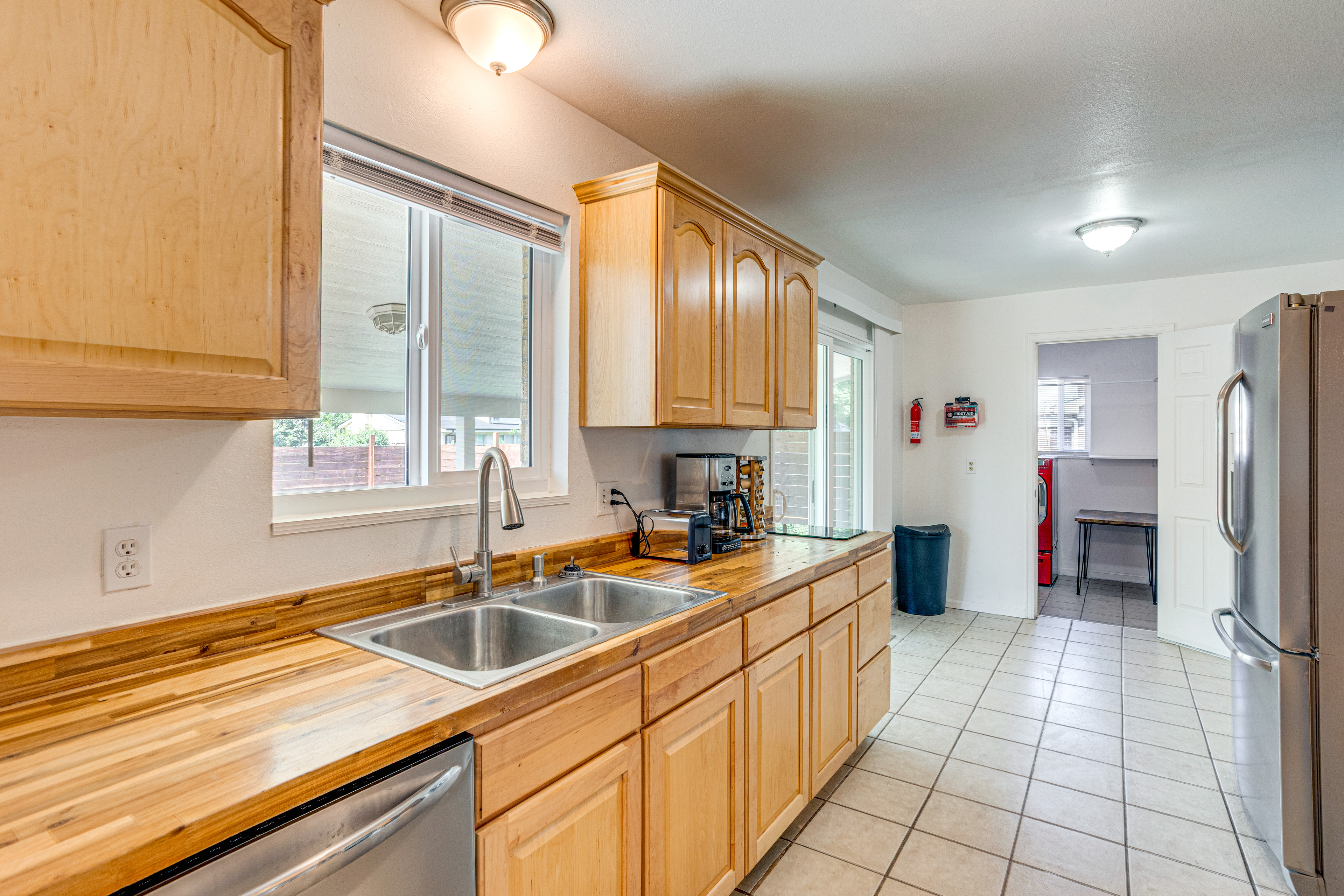 2 Mi to Hospitals: Home w/ Private Yard in Aurora