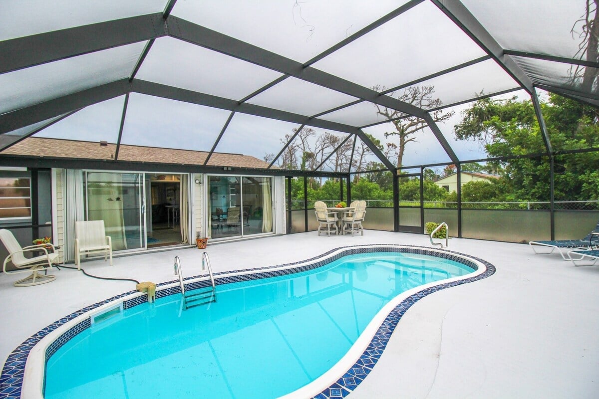 Plenty Of Outdoor Seating