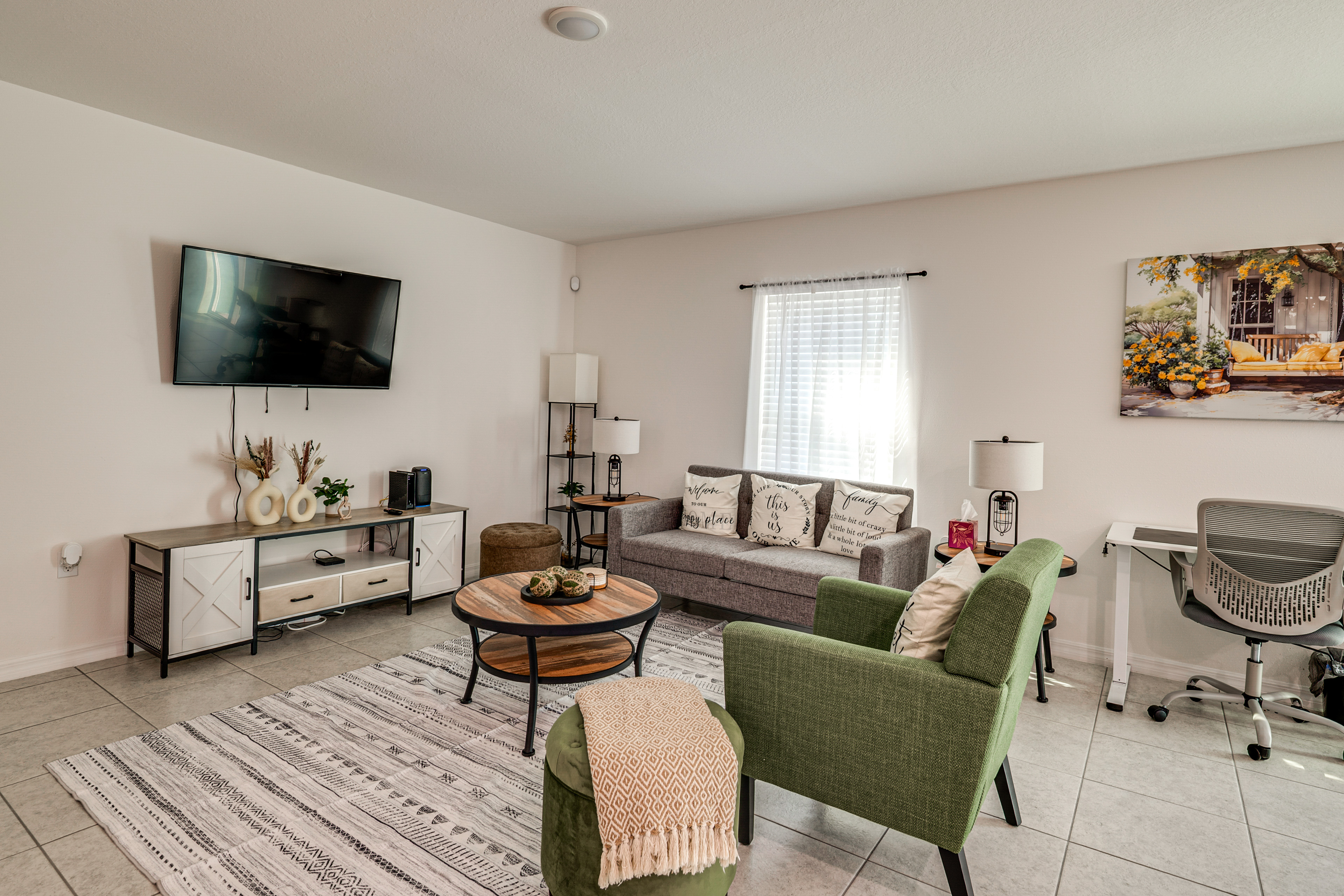 Tranquil Getaway w/ Spacious Yard in Brooksville!