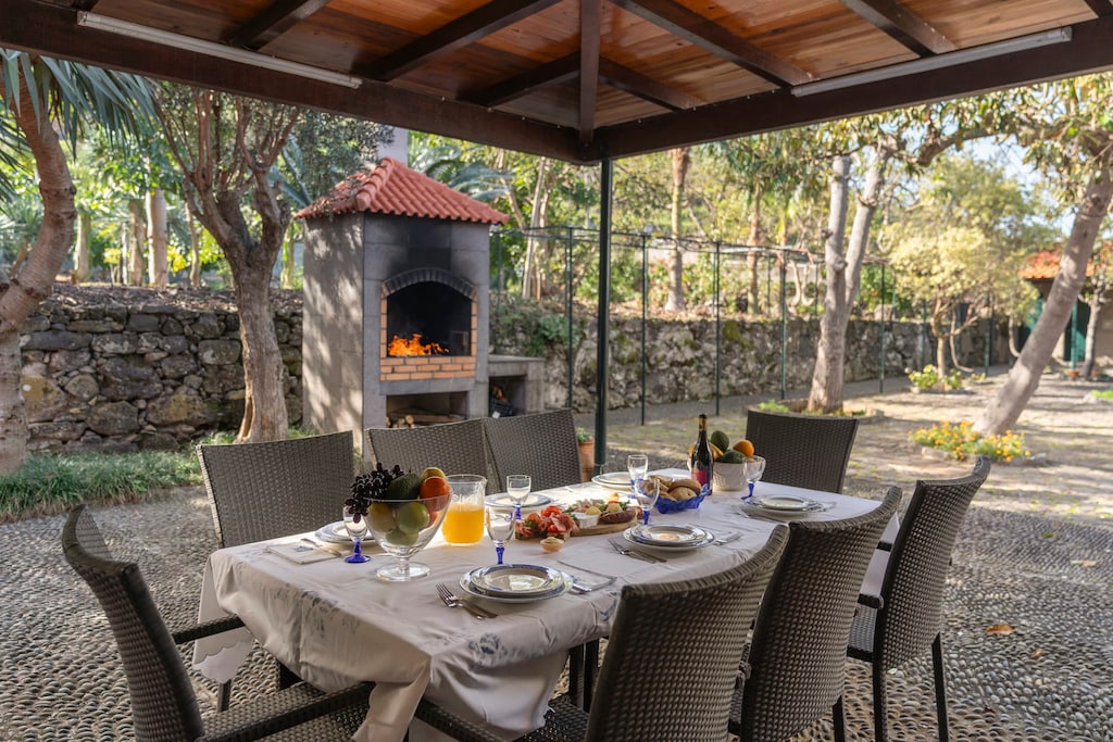 barbecue and dining area
