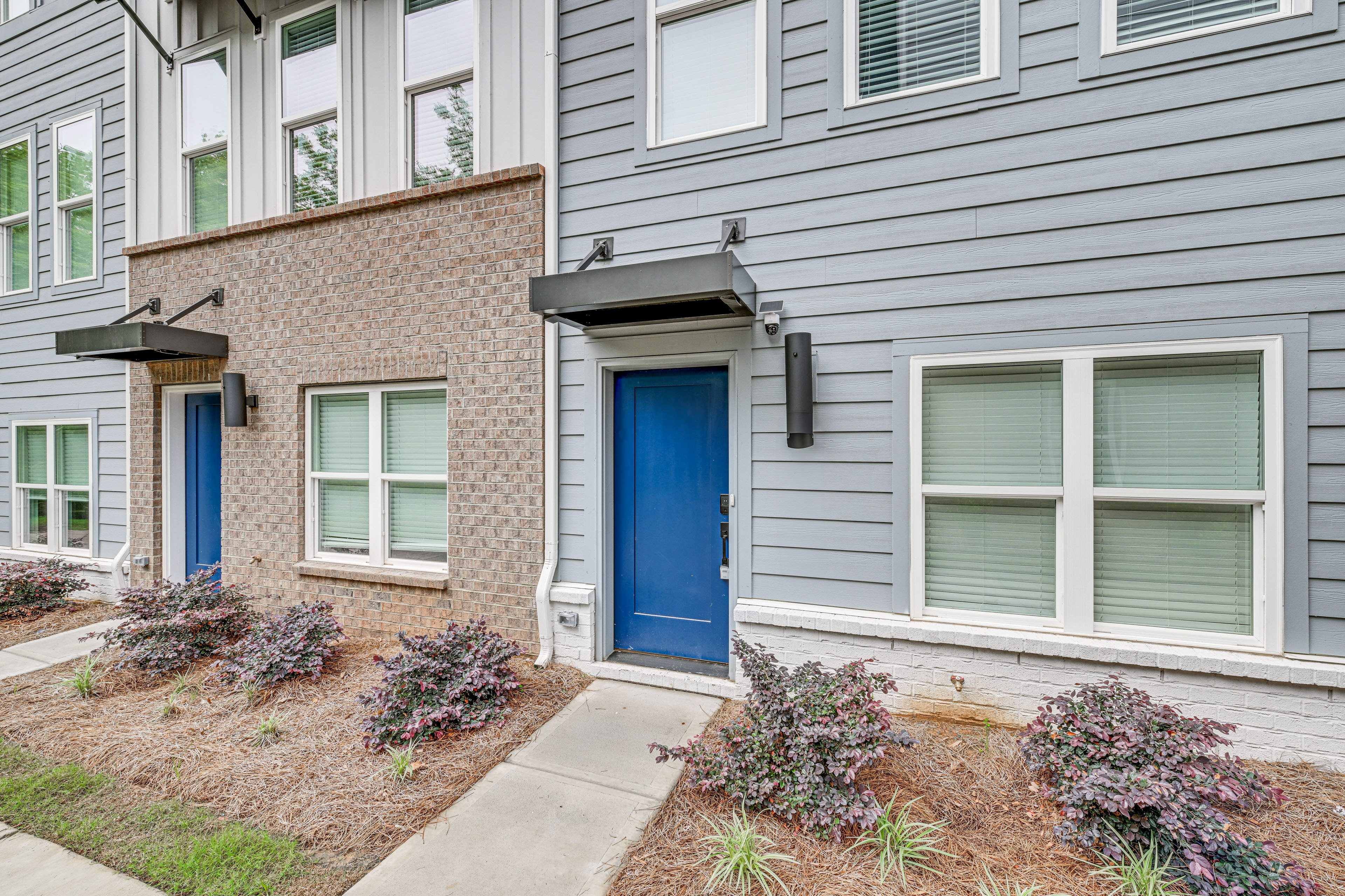 Walk to Music Factory: Townhome w/ Rooftop Deck!