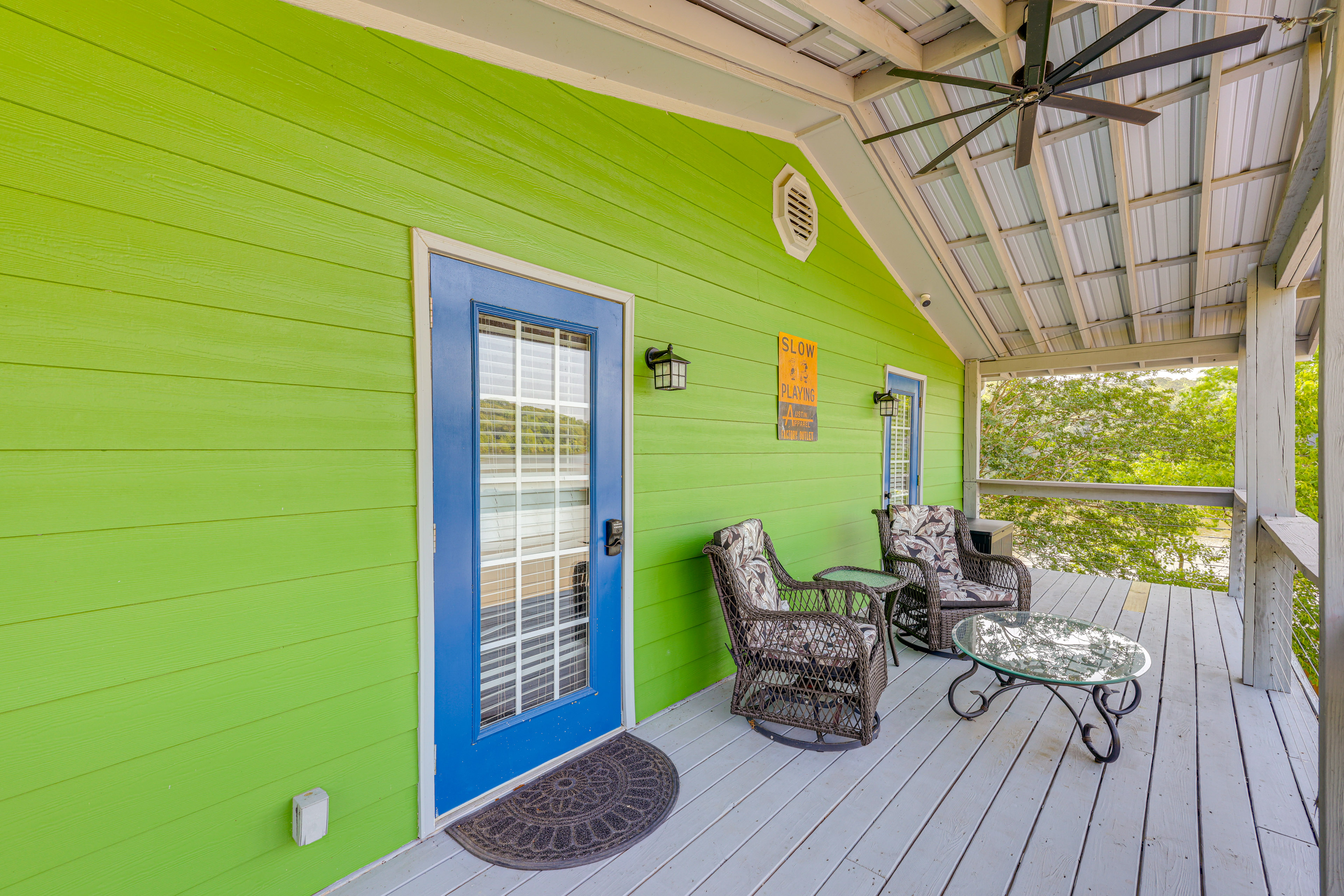 Private On-Site Boat Dock: Cabin on Lake Jordan
