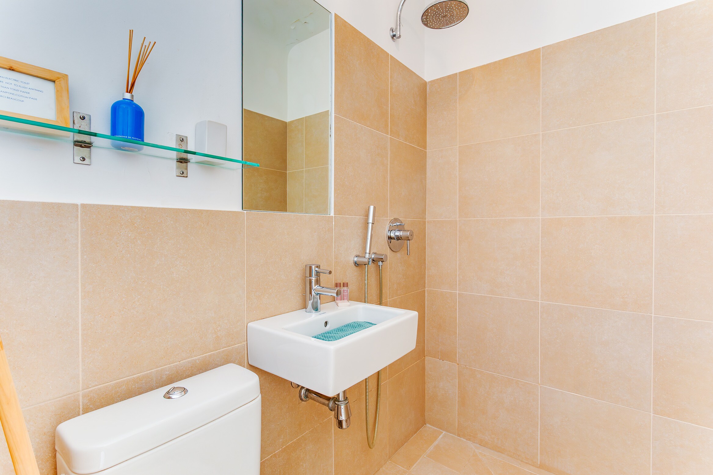 EDEN VIEW AP4469 by Riviera Holiday Homes