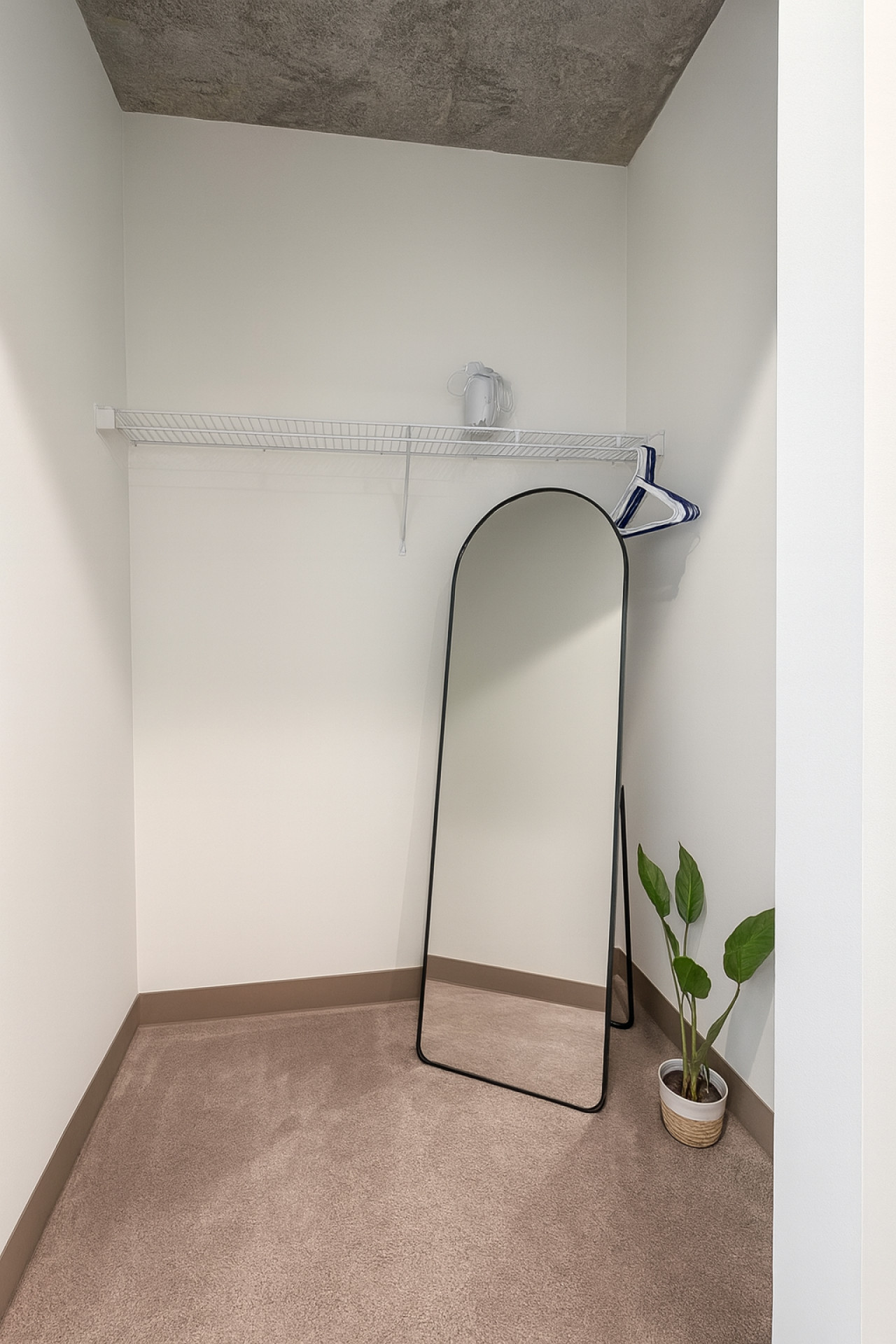 City Escape | 2BR Apt w/ Resort Amenities