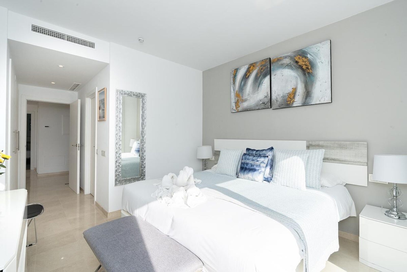 APARTMENT - ALCAZABA LAGOON