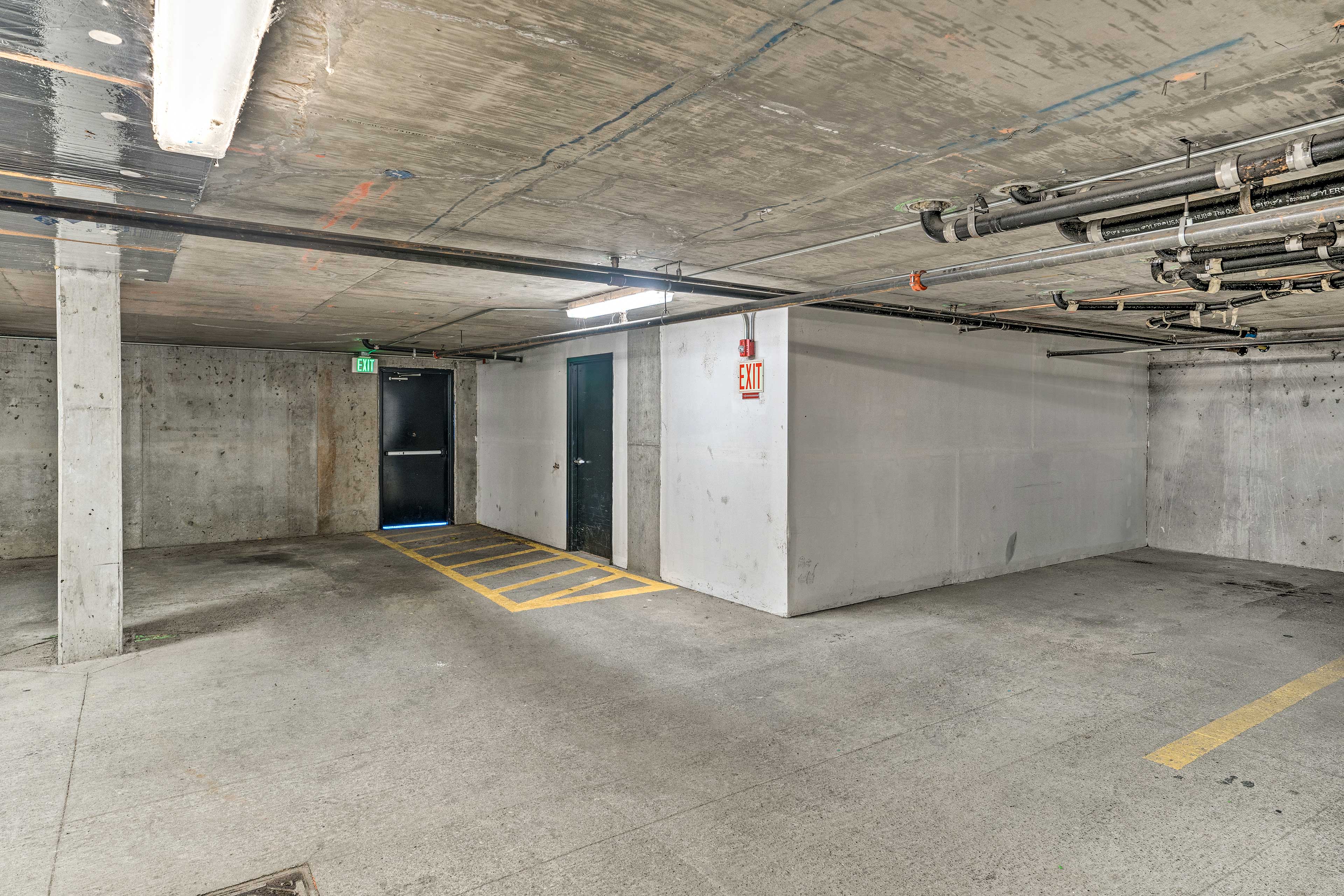 Steps to Lake Chelan: Condo w/ Resort Amenities!