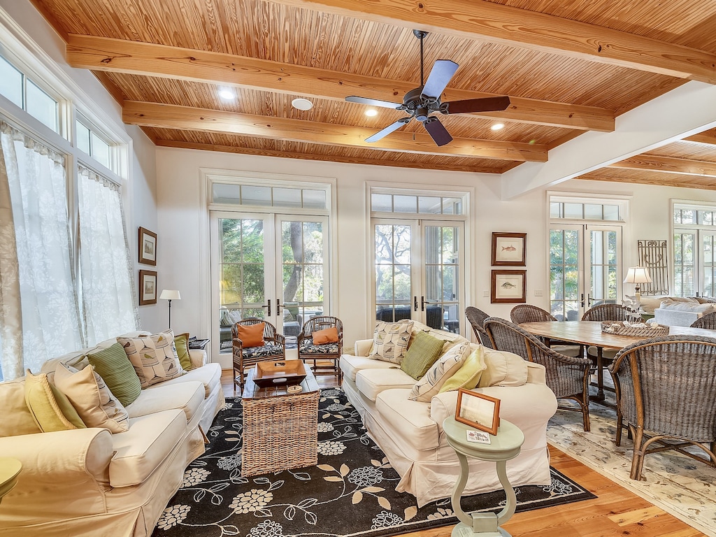 Additional Sitting Room with TV Just off Kitchen and Dining Area at 30 Canvasback