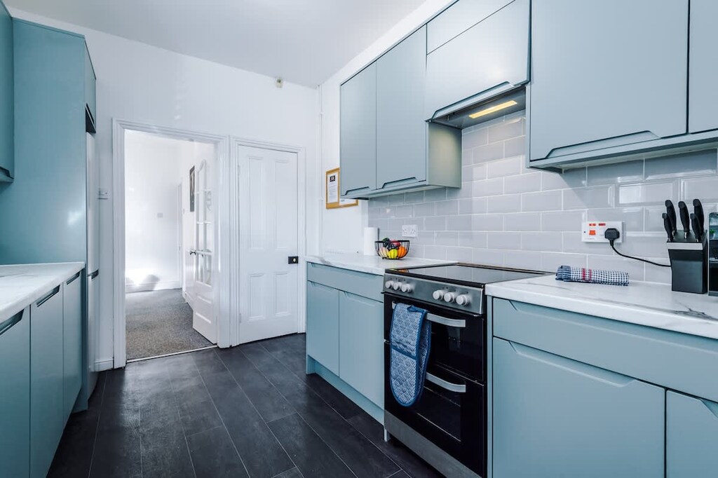 The kitchen is fully equipped with everything you need for your long-term or short-term stay whilst away in Stoke.