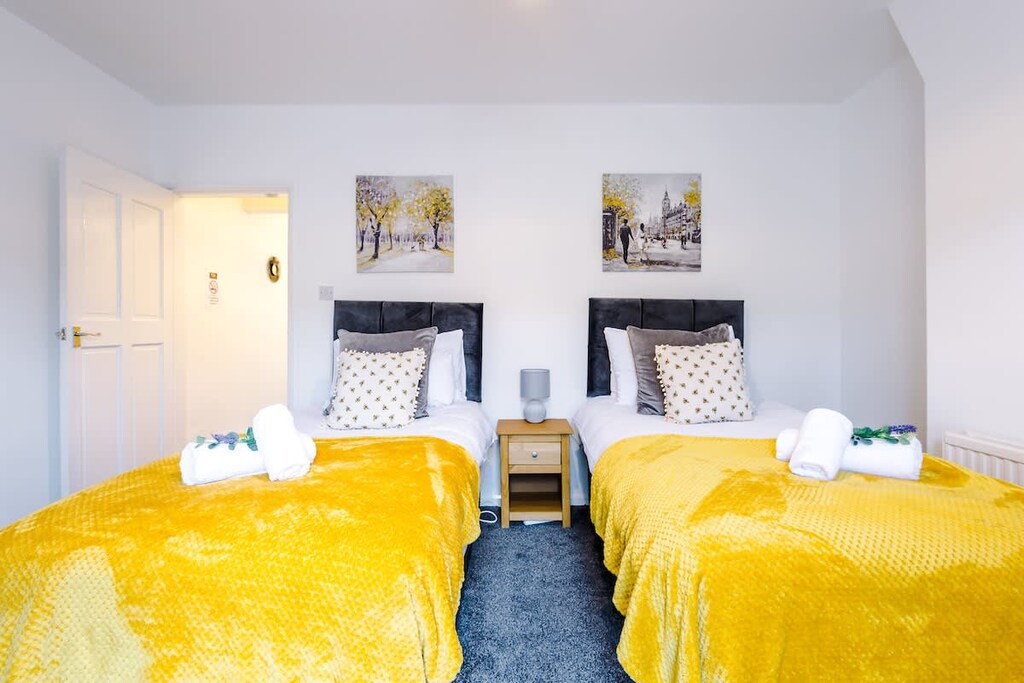 Bedroom 1 is set up as 2 singles. Beds can be reconfigured to suit your desired needs, a comfortable super-king or two equally as comfortable twin beds.