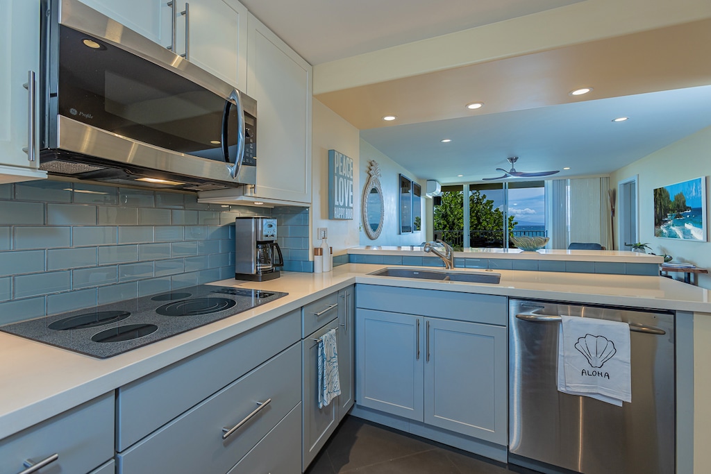 Fully equipped kitchen