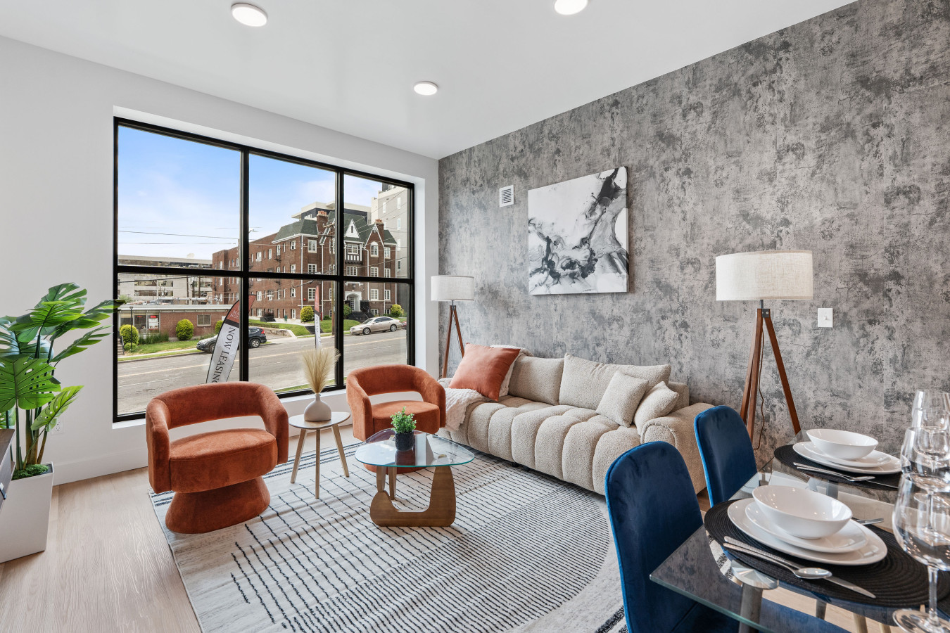 Property Image 1 - 2BR SLC Comfort Walk to Temple, Shops, Food