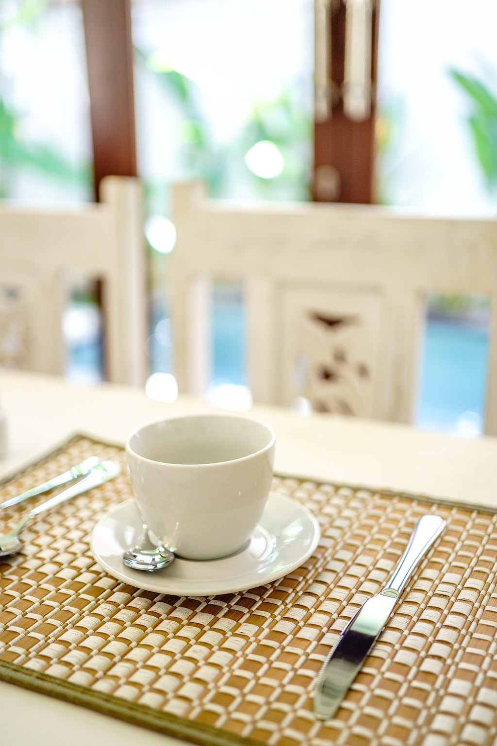 Villa Sinabung’s dining room is where memories are made—a lively space to gather with friends, share delicious meals, and toast to good times, all surrounded by the charm of Bali. Here’s to unforgettable moments! #Villa Sinabung