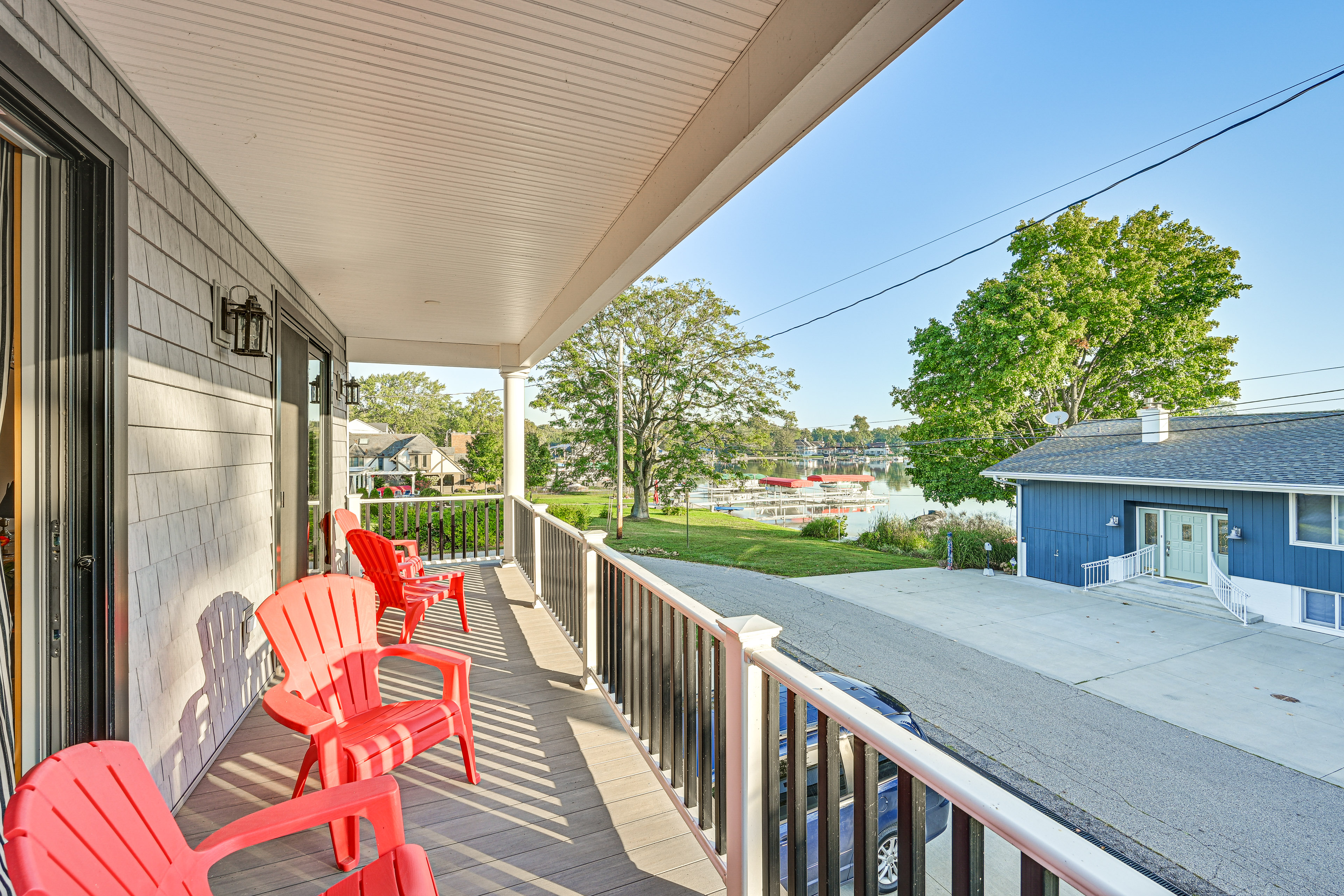 Walk to Dtwn Syracuse: Private Lake-View Home