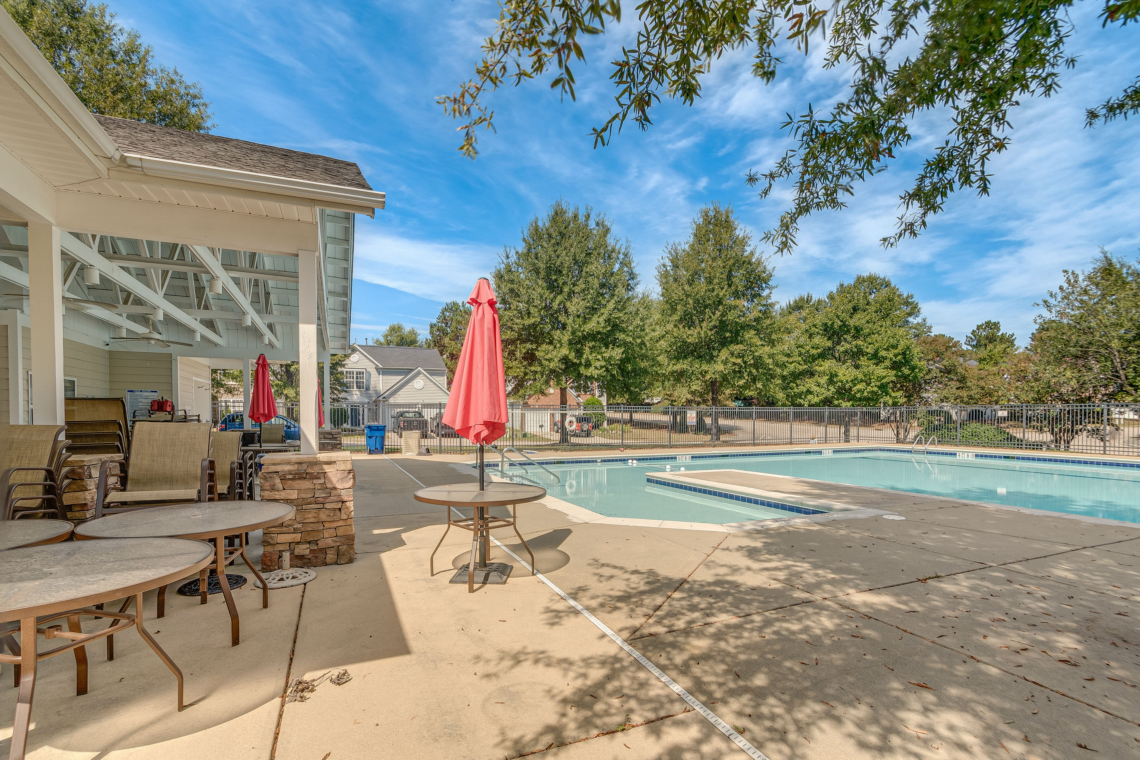 Centrally Located Raleigh Townhome w/ Pool Access