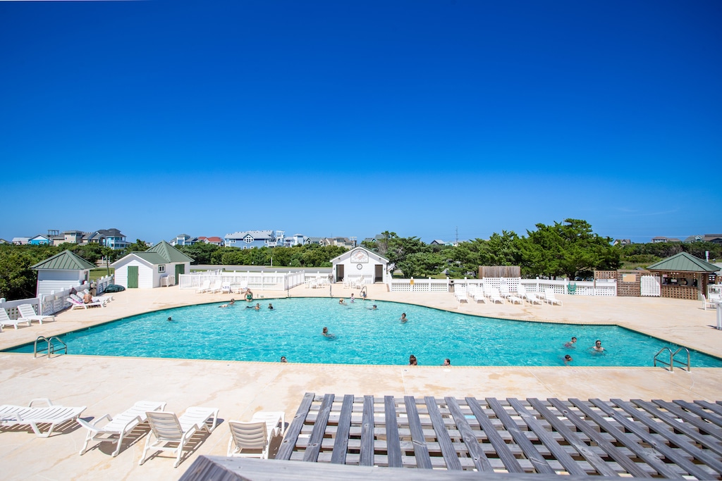 Kinnakeet Shores Community Amenities: Soundside Olympic-sized pool‚ kiddie pool, Tennis court, And three pickleball courts!