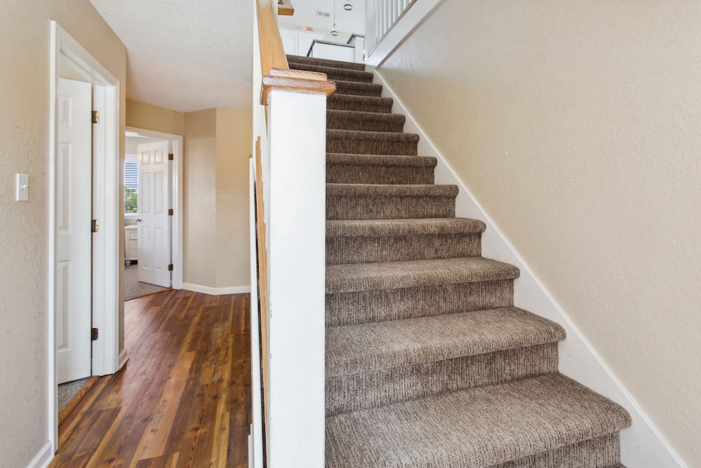This immaculate beach home is perfect for larger families and is filled with luxurious amenities for ultimate relaxation.