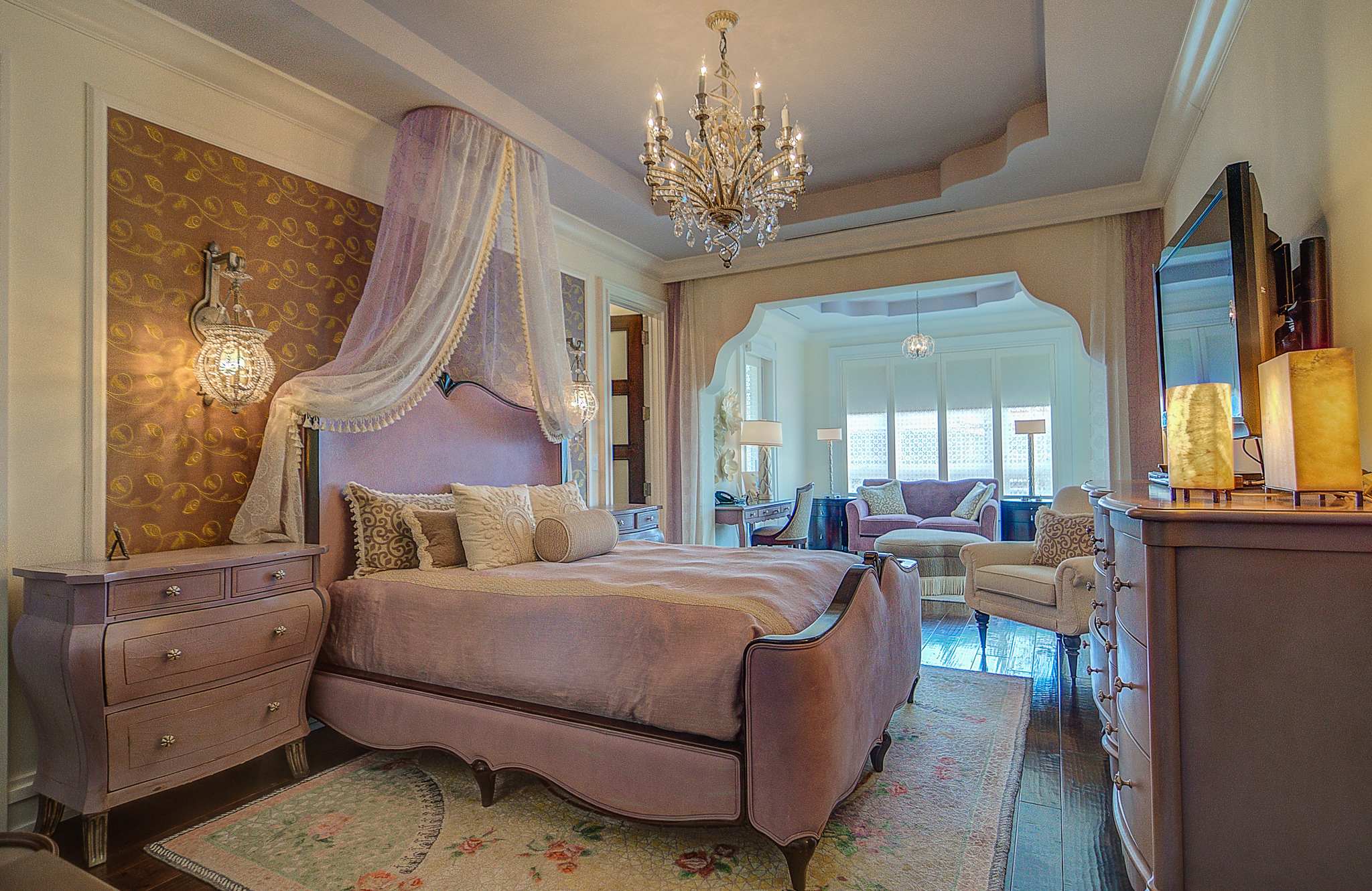 Elegant Caribbean Villa With Grand Design