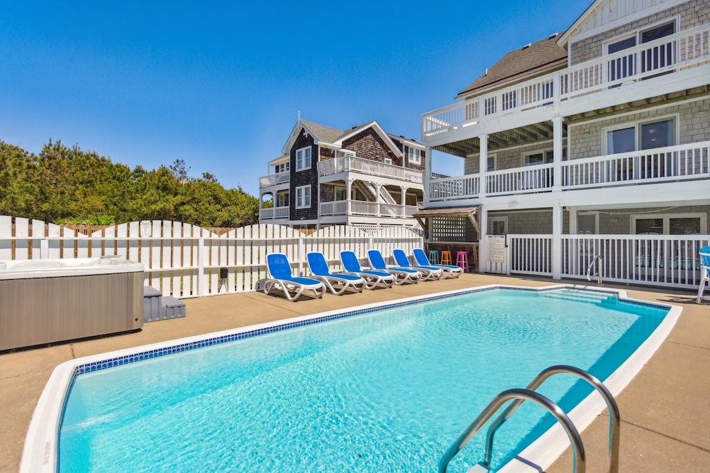 Enjoy a dip in the Private 40' x 12' Saltwater Pool with the adjacent Tiki Bar!