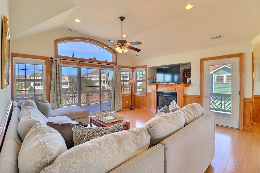 Relax in the spacious Top-Level Living Area! (Note: Fireplace is NOT for guest use.)