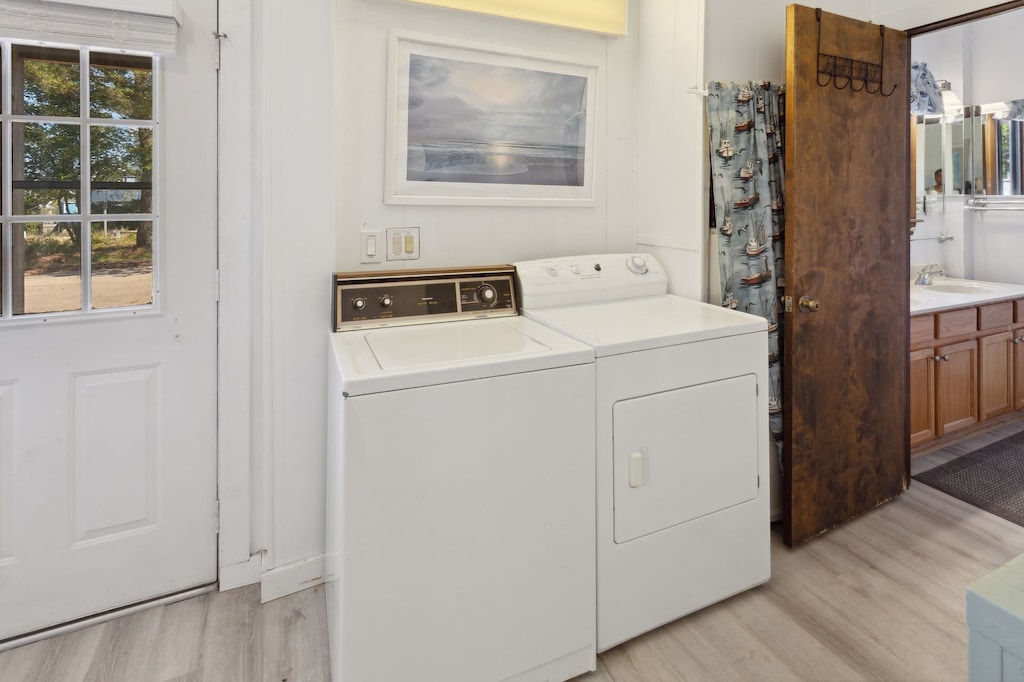 The conveniently located Washer and Dryer ensure clean clothes all week.
