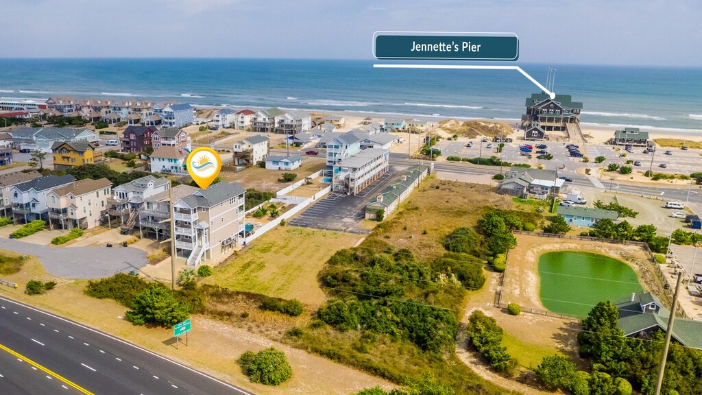 Jennette's Pier is just a short walk away.