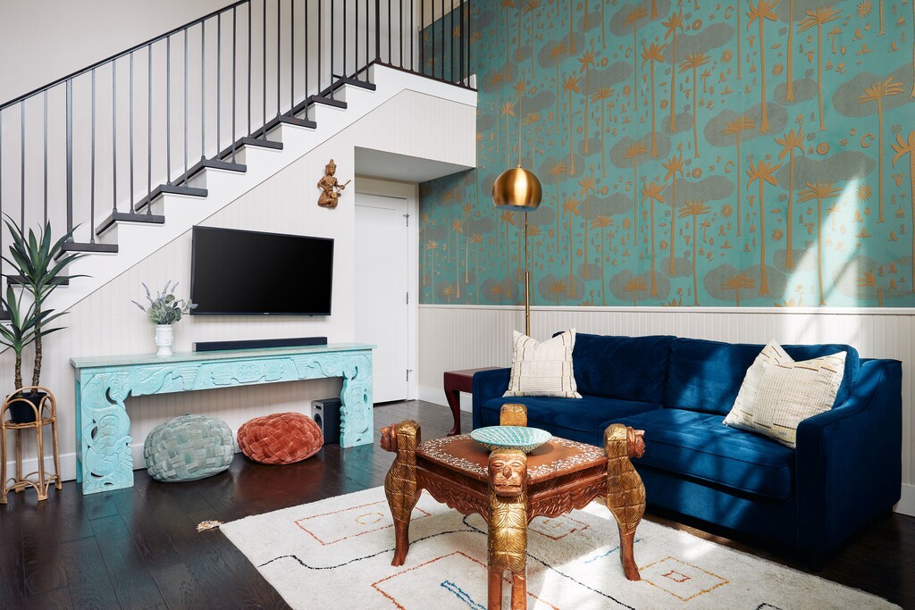 Wake up and be energized by this vibrant color pallet!