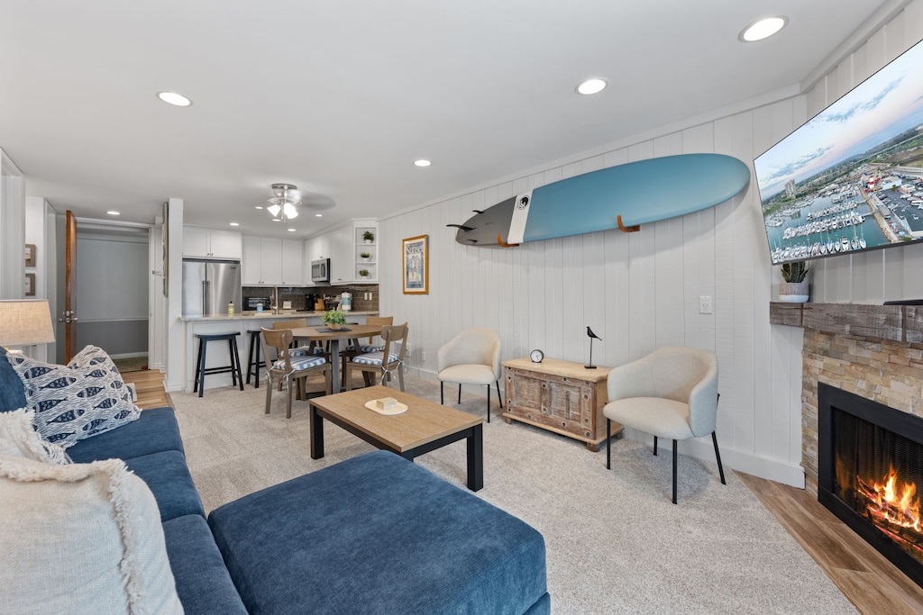 After a day on the beach, snuggle by the fireplace and let the cool sea breeze lull you into relaxation.