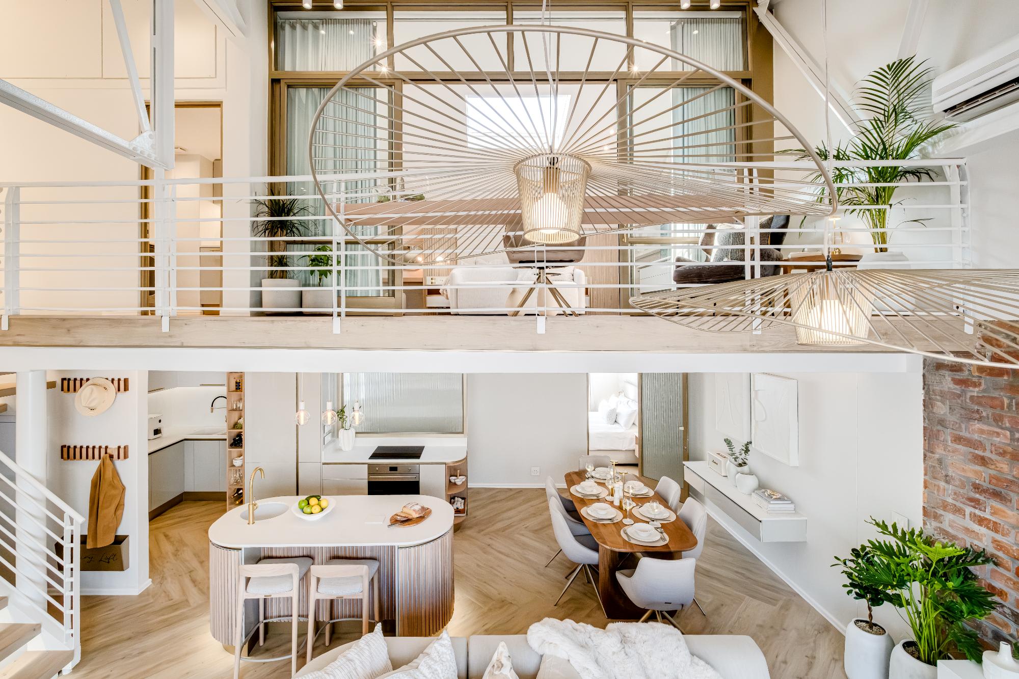 Luxury Loft | 3 Ensuites, Prime Cape Town Location Luxury Loft | 3 Ensuites, Prime Cape Town Location