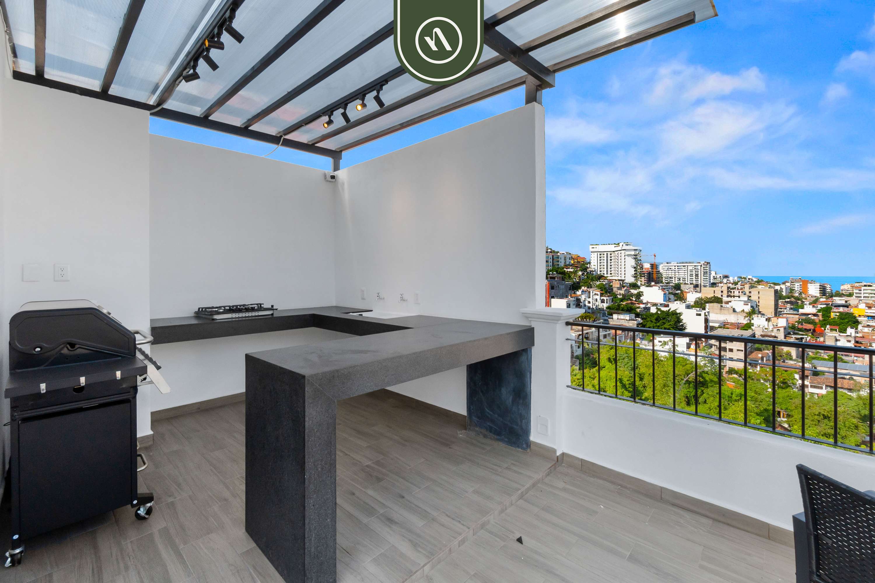 New 1 BR Condo - Rooftop Pool - Oceanview New 1 BR Condo - Rooftop Pool - Oceanview