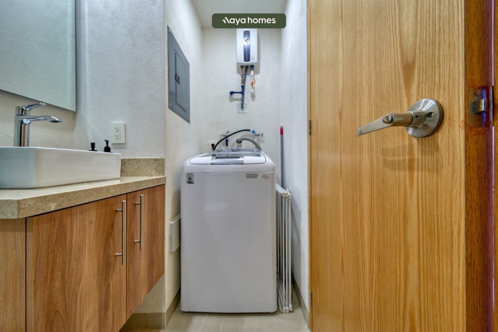 20.Laundry room