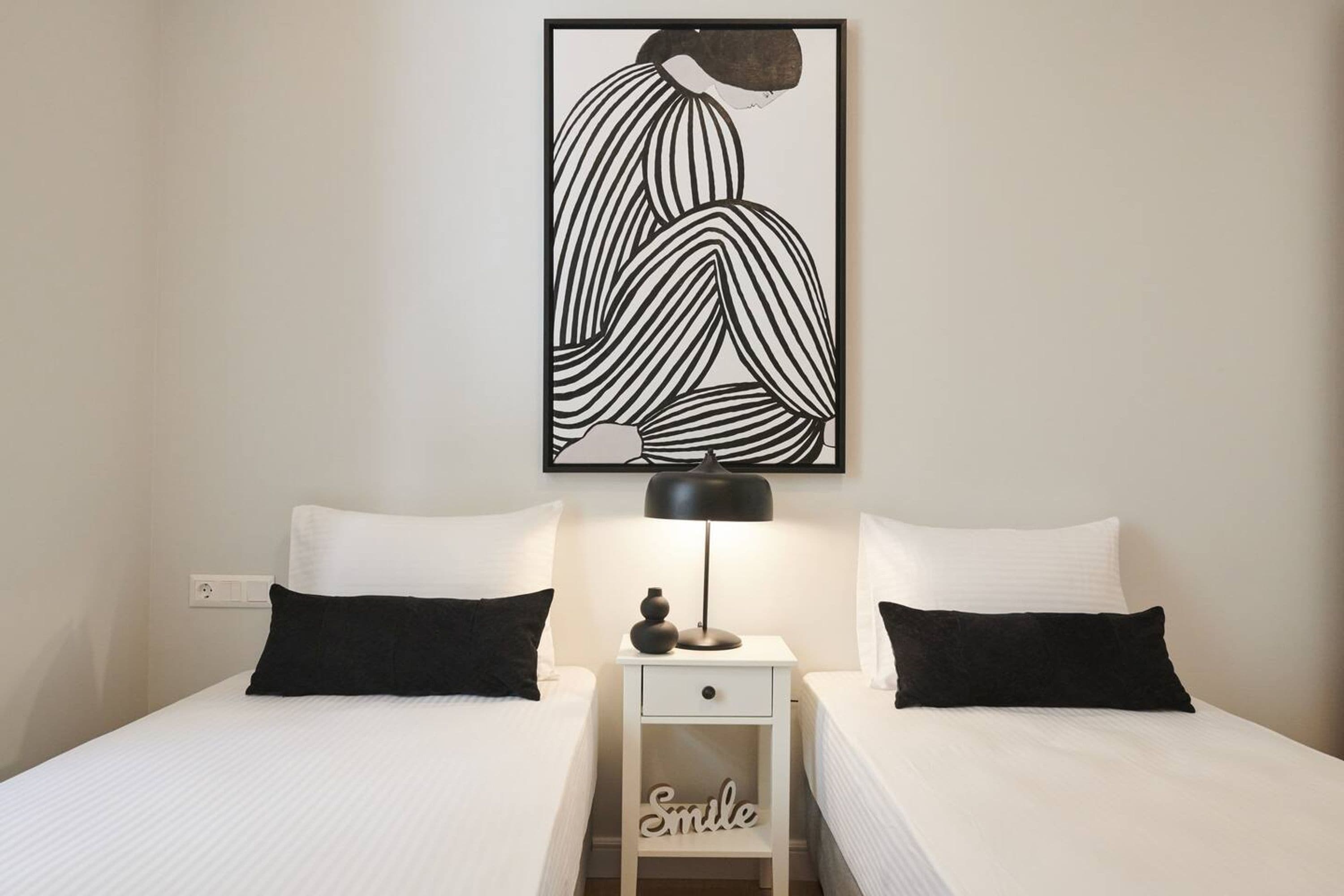 Ma Maison Acropolis Mansion 3bdr Suite N  6 400Mbps