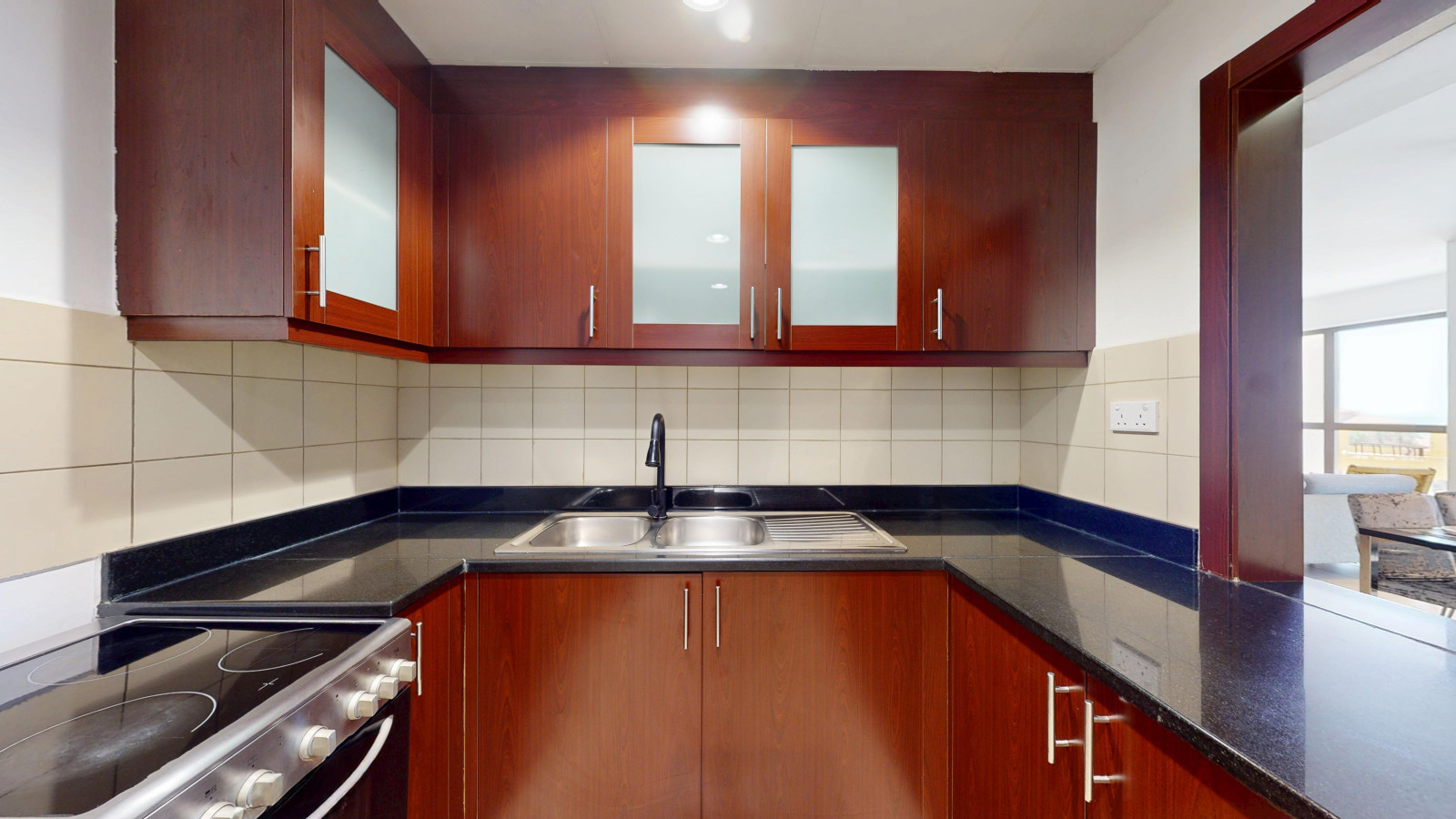 Royale 3 Bedroom I Steps to JBR Beach I Jumeirah