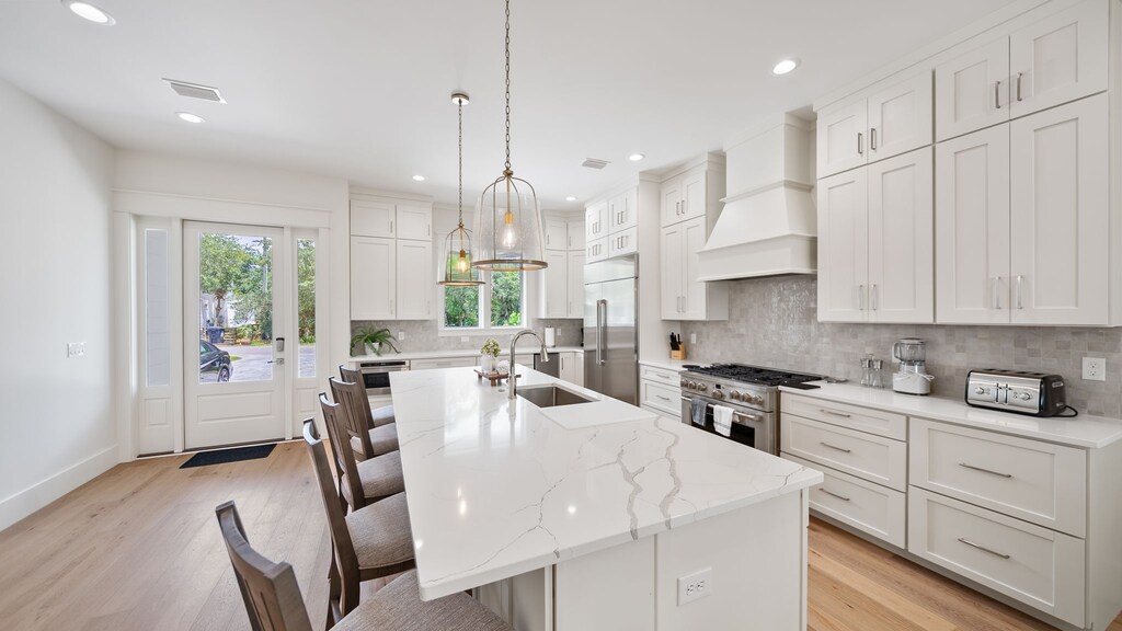 Sand Wand |  Fully Stocked Gourmet Kitchen