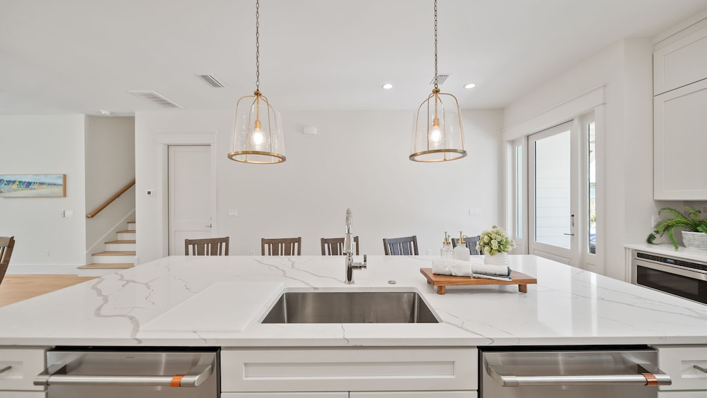 Sand Wand |  Fully Stocked Gourmet Kitchen