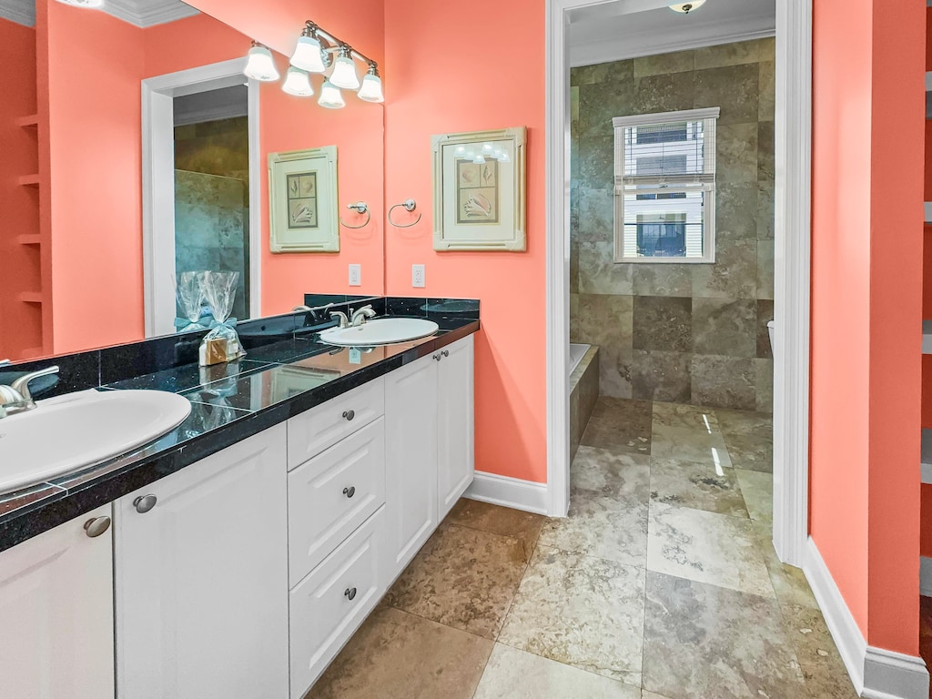 Surfer Dog | 2nd Floor Queen Ensuite