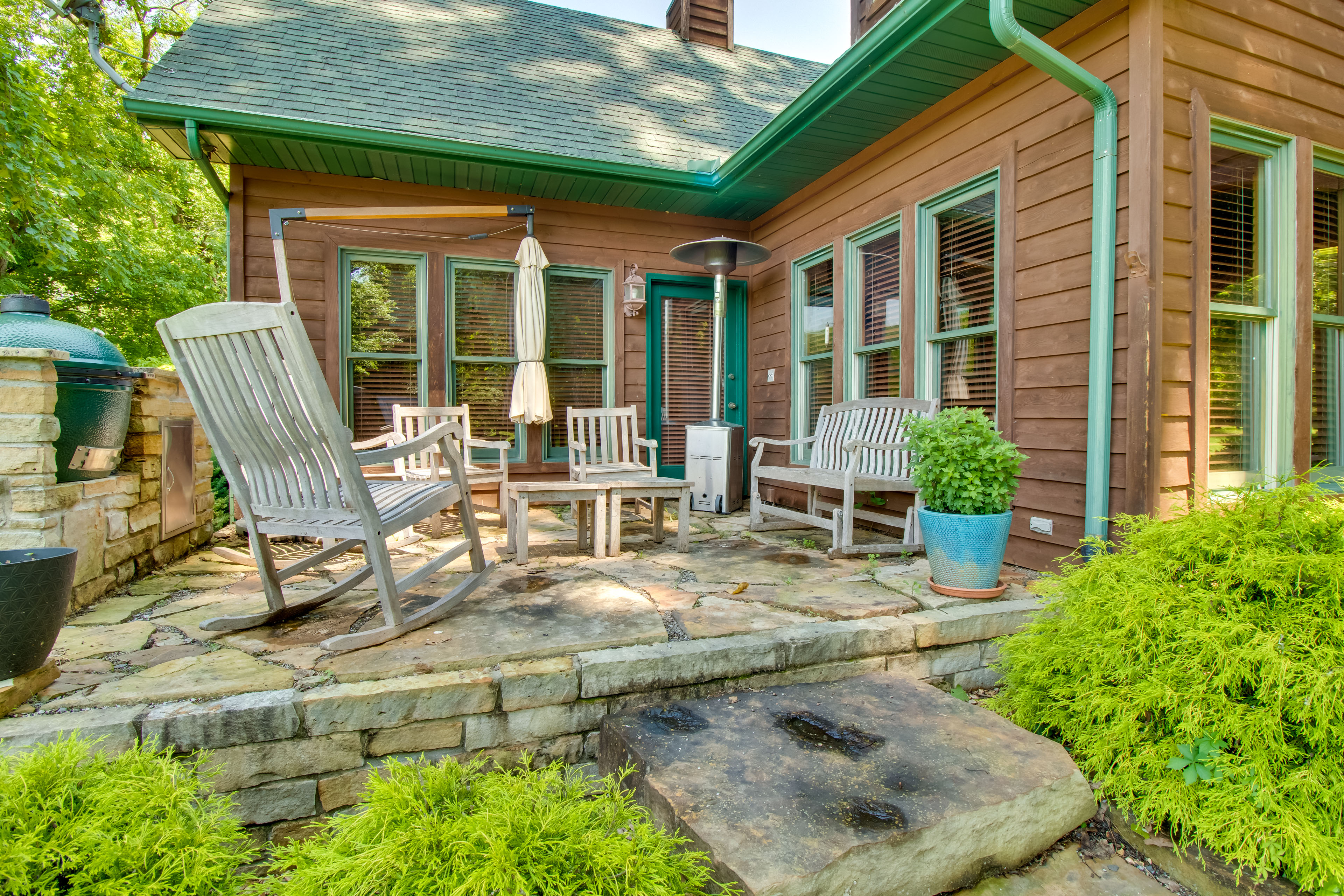 White River Access & Views: Retreat in Gassville!